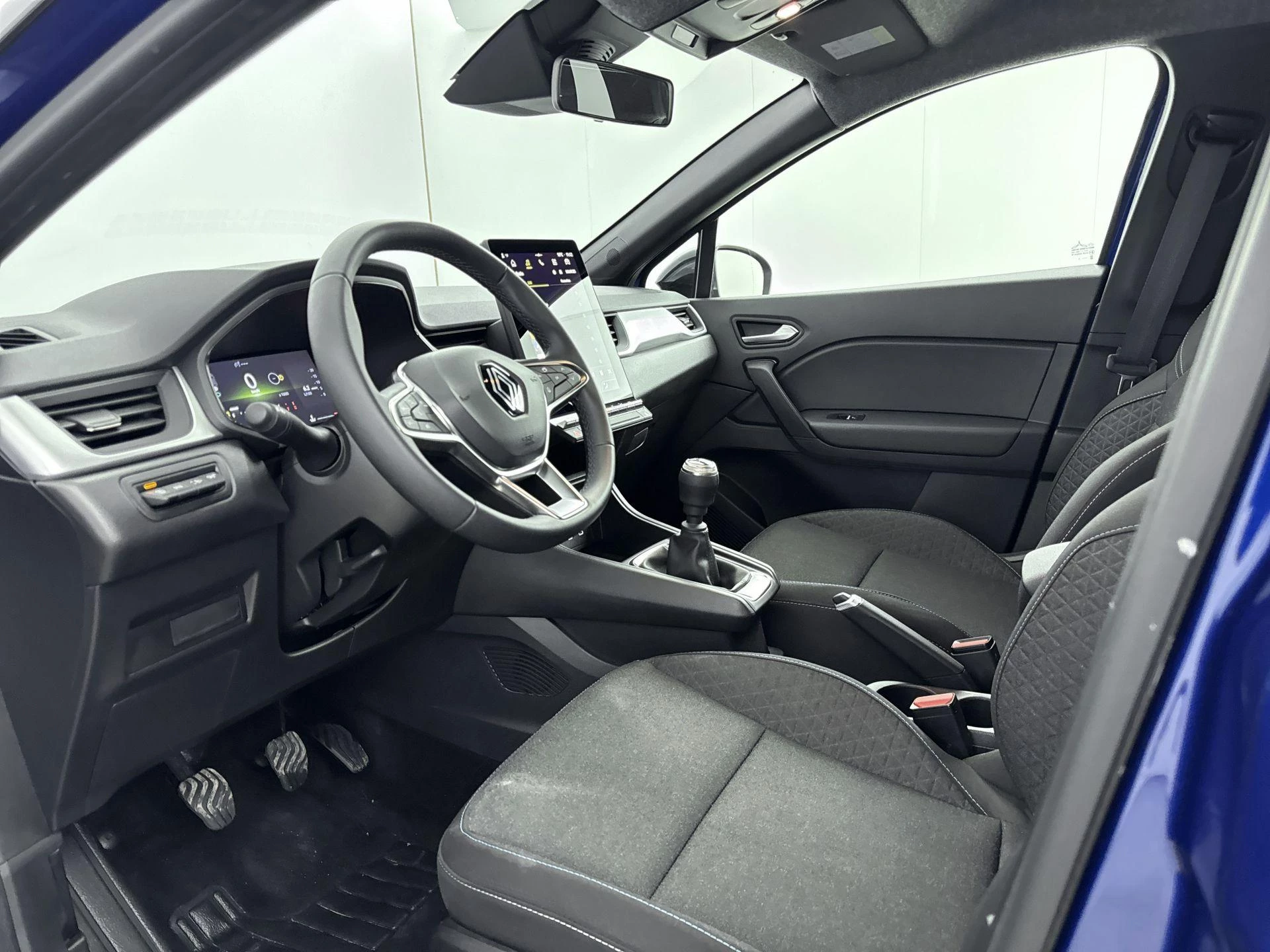 Renault-Captur-image-7