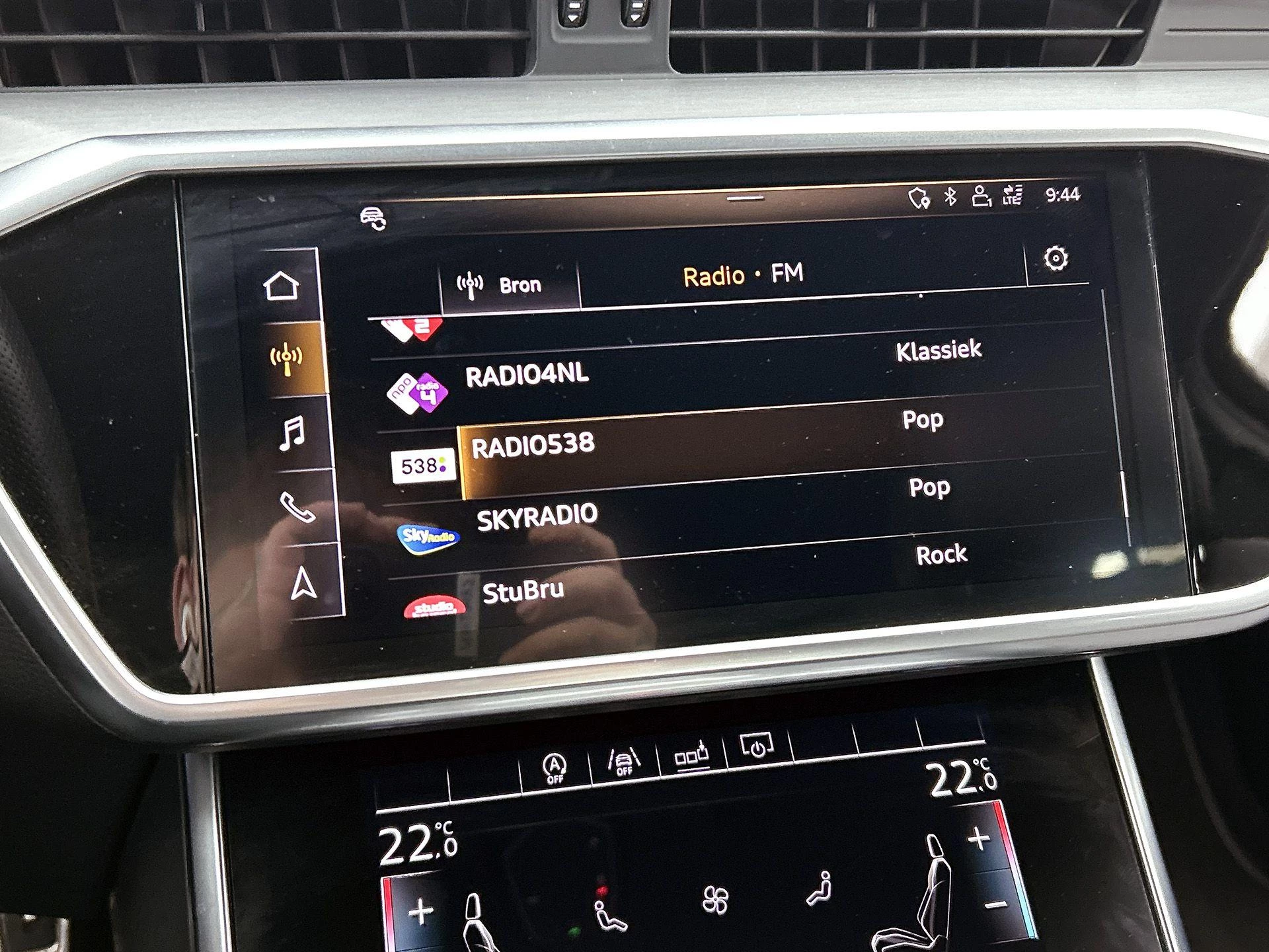 Audi-A6-image-28