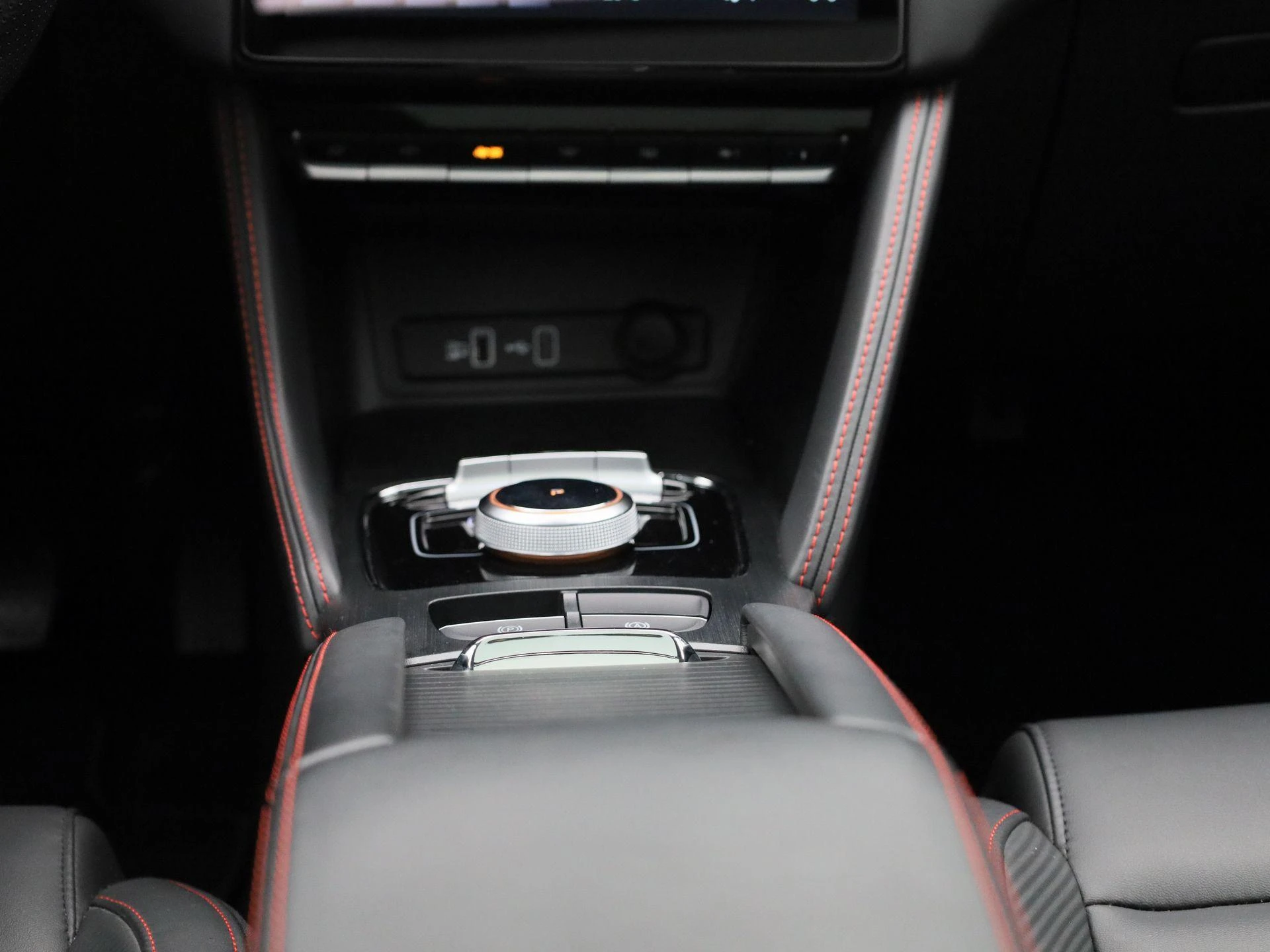 MG-ZS EV-image-9