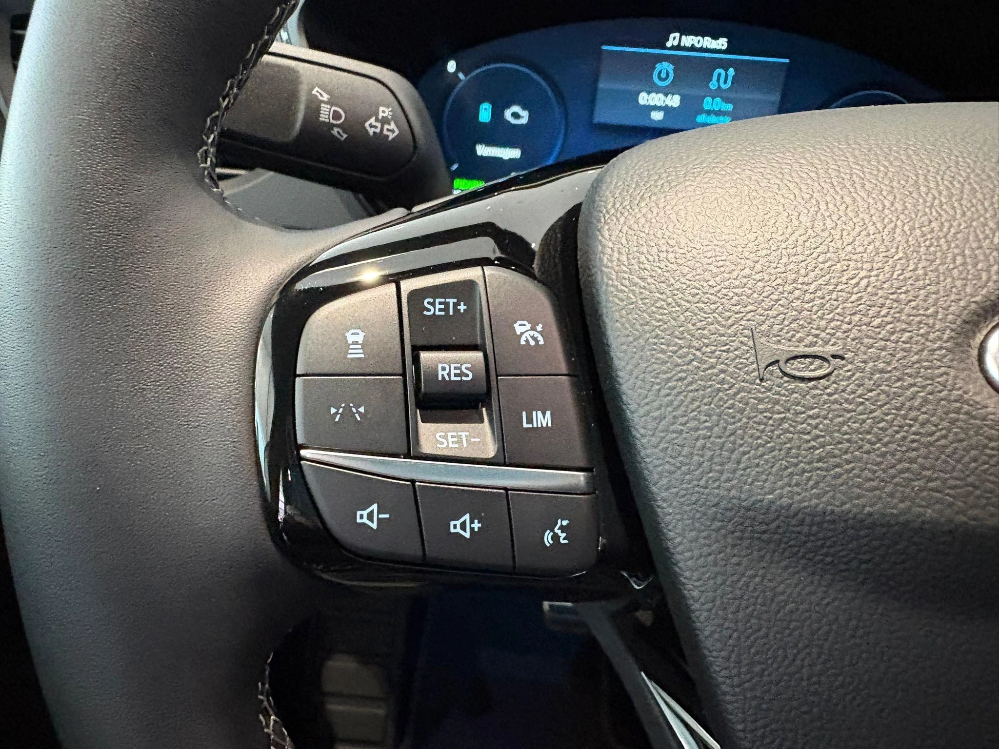 Ford-Kuga-image-17