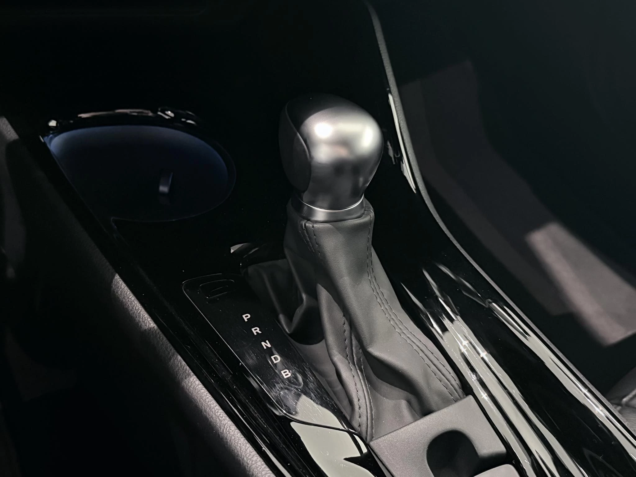 Toyota-C-HR-image-12