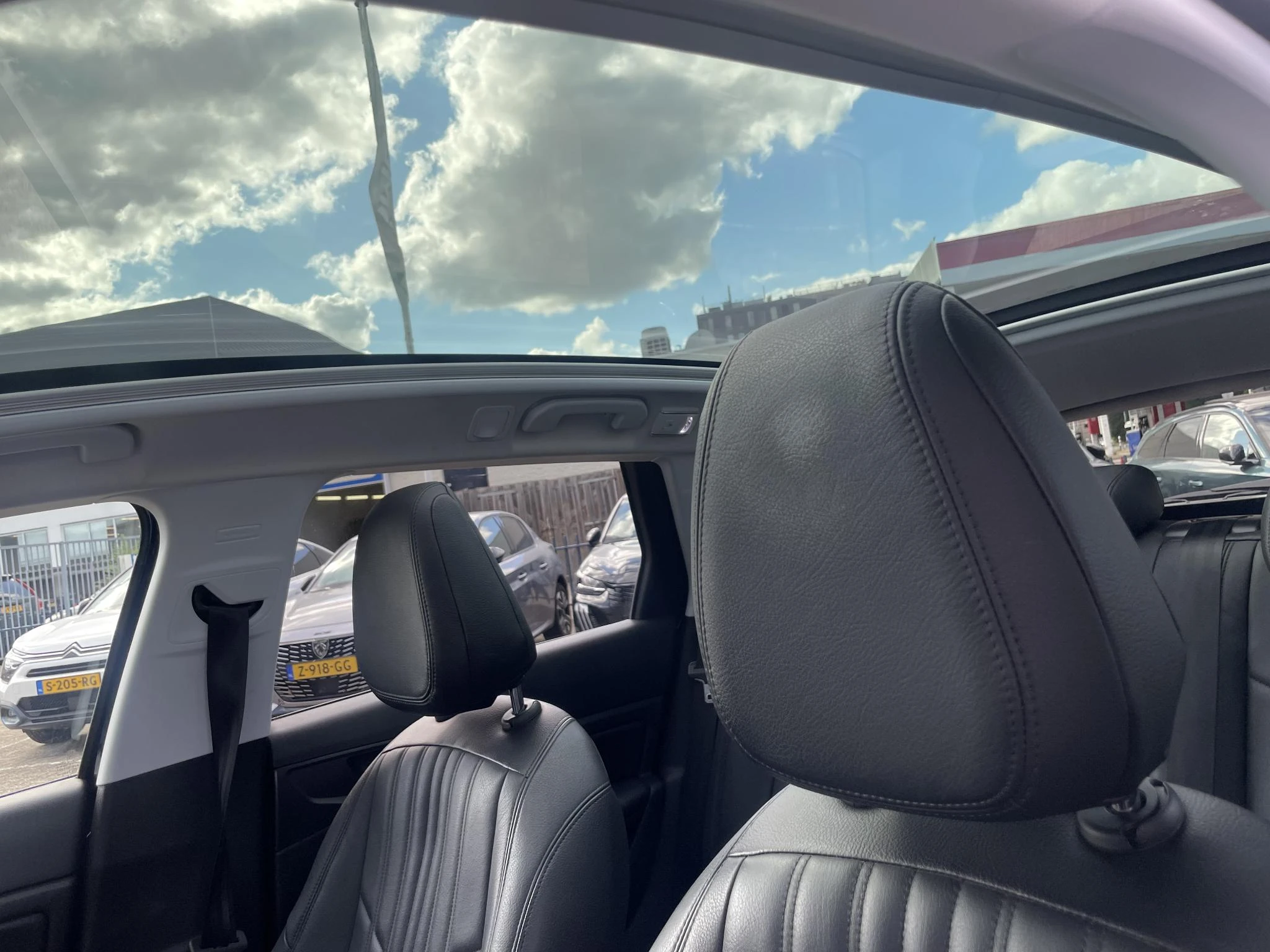 Peugeot-308-image-17