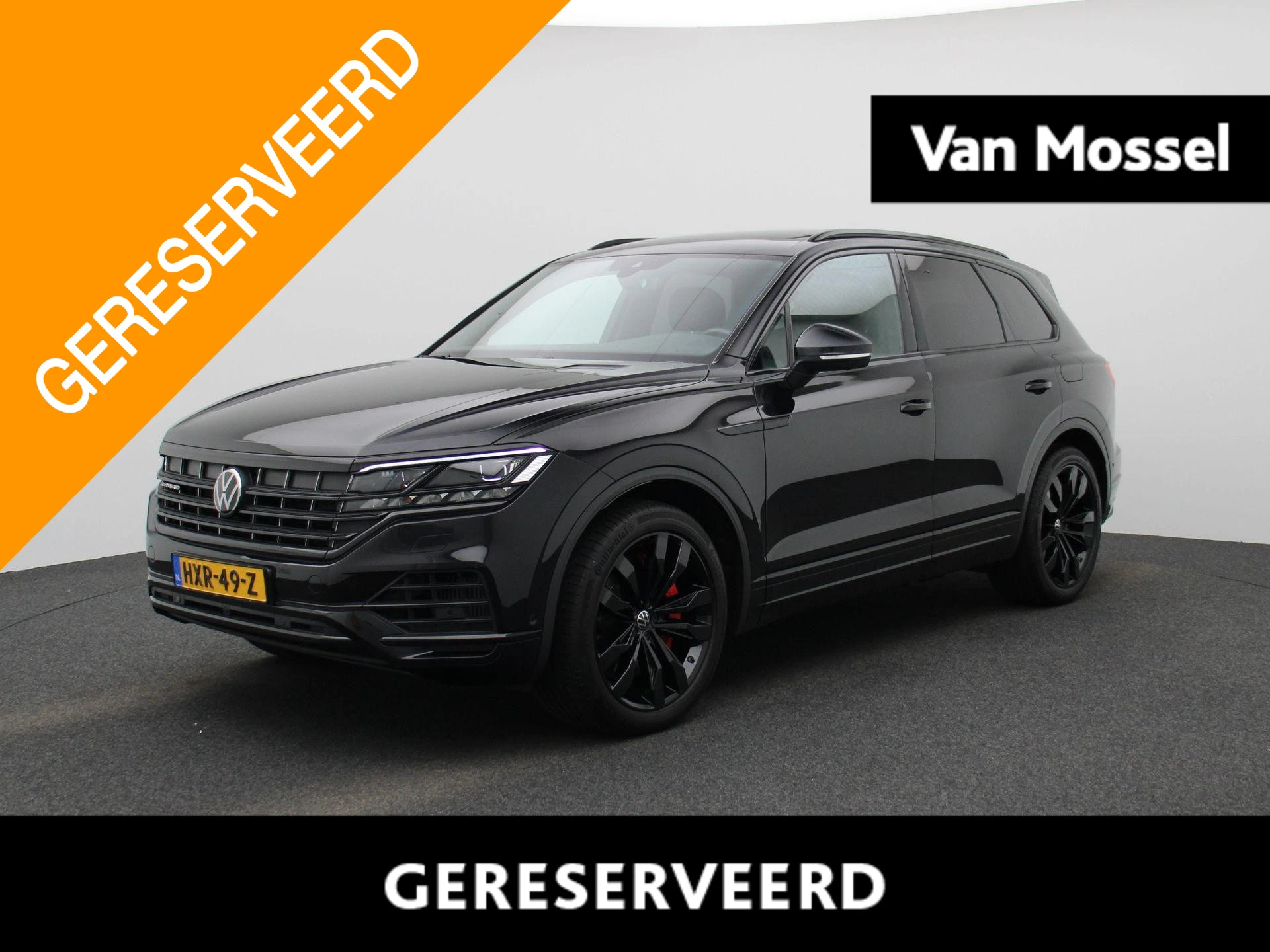 Volkswagen-Touareg-image-0