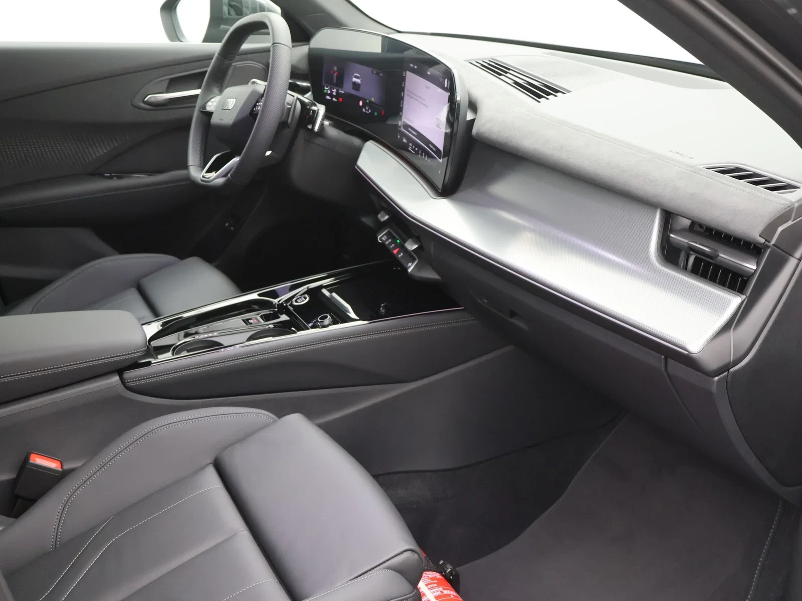 Audi Q3 SUV e-hybrid (PHEV) Audi Q3 SUV Corporate S e-hybrid 272PK *DEMO*