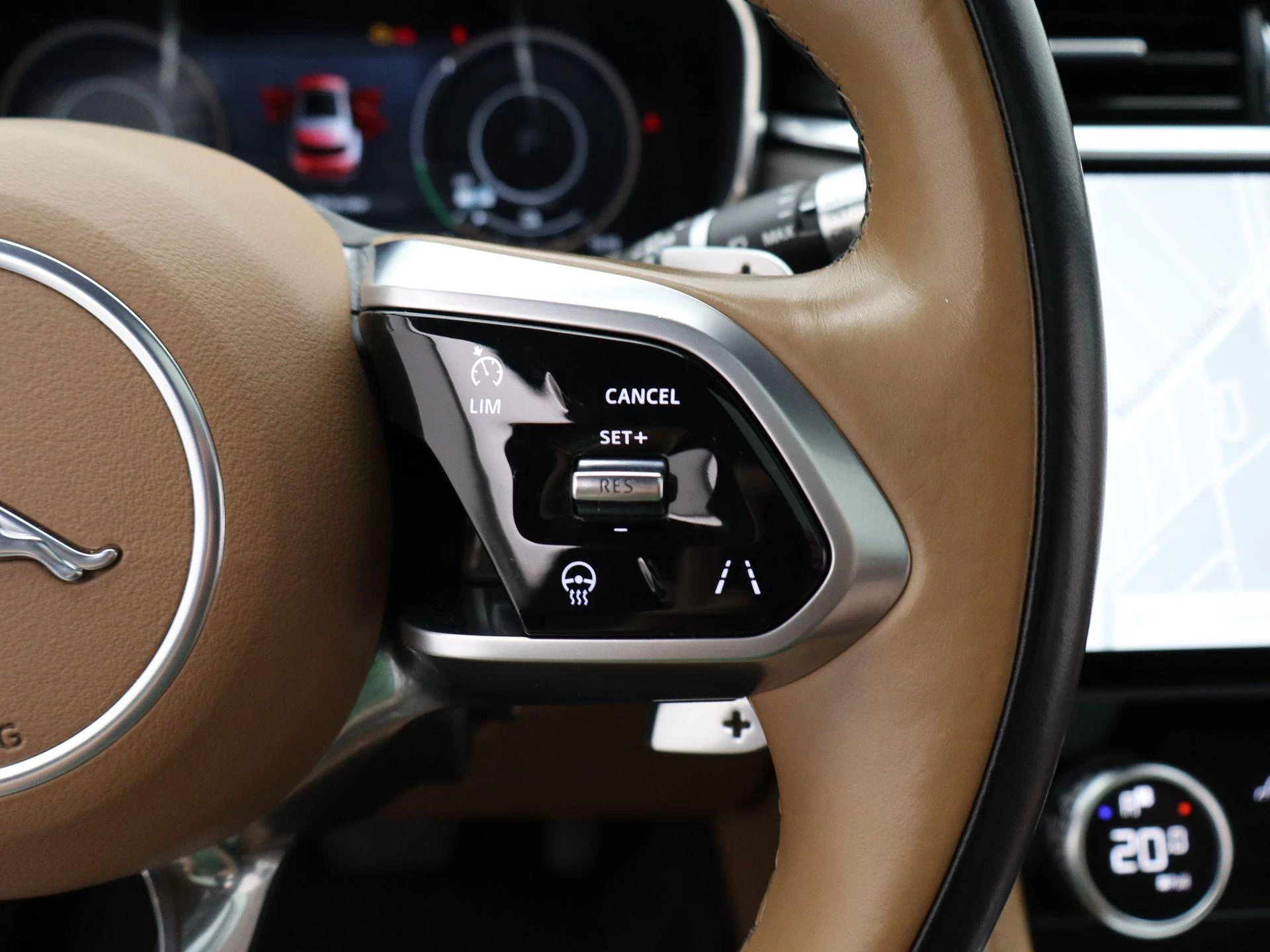 Jaguar F-PACE 2.0 P400e PHEV Limited Edition R-Dynamic SE
