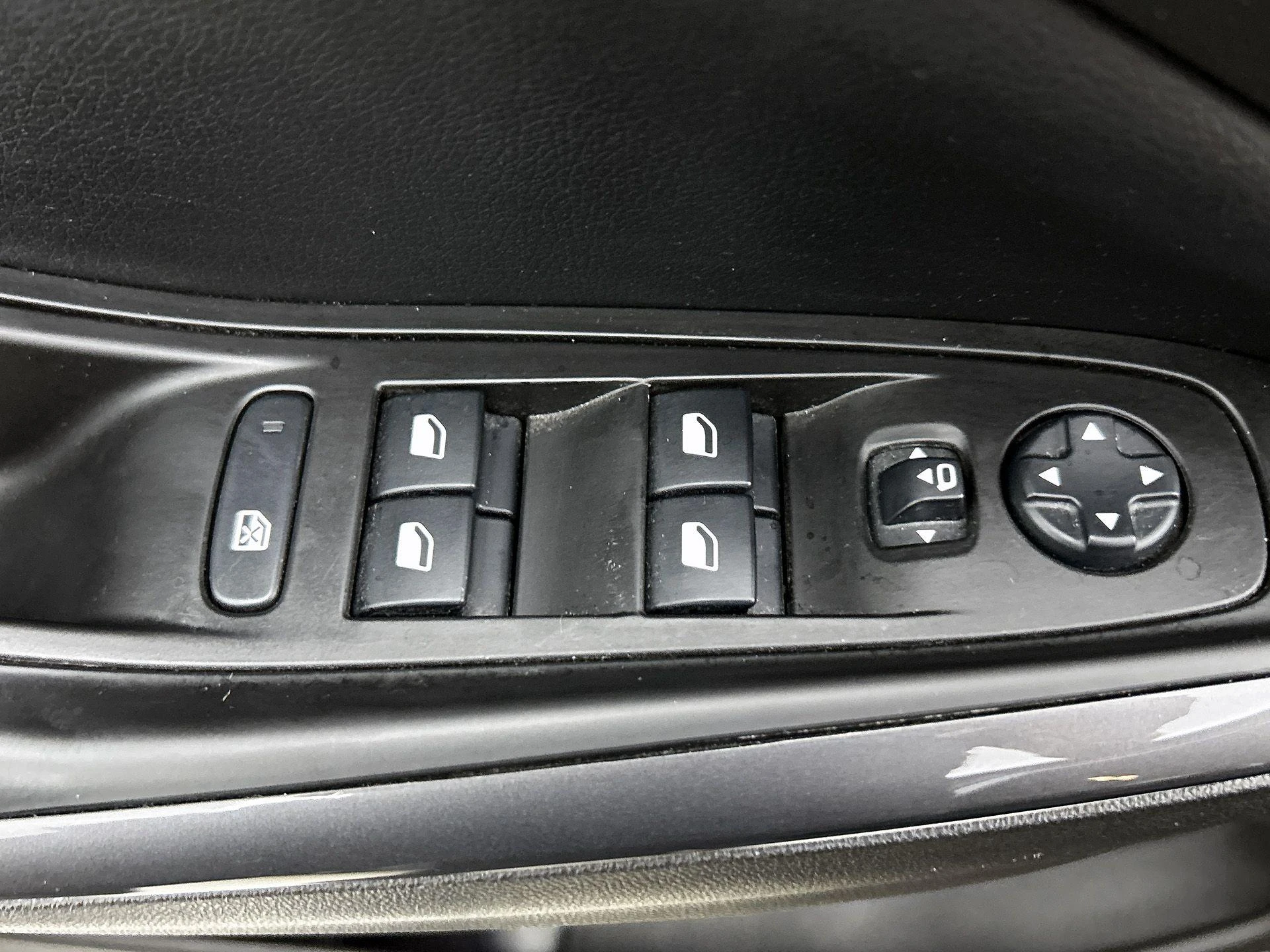 Opel-Grandland X-image-36