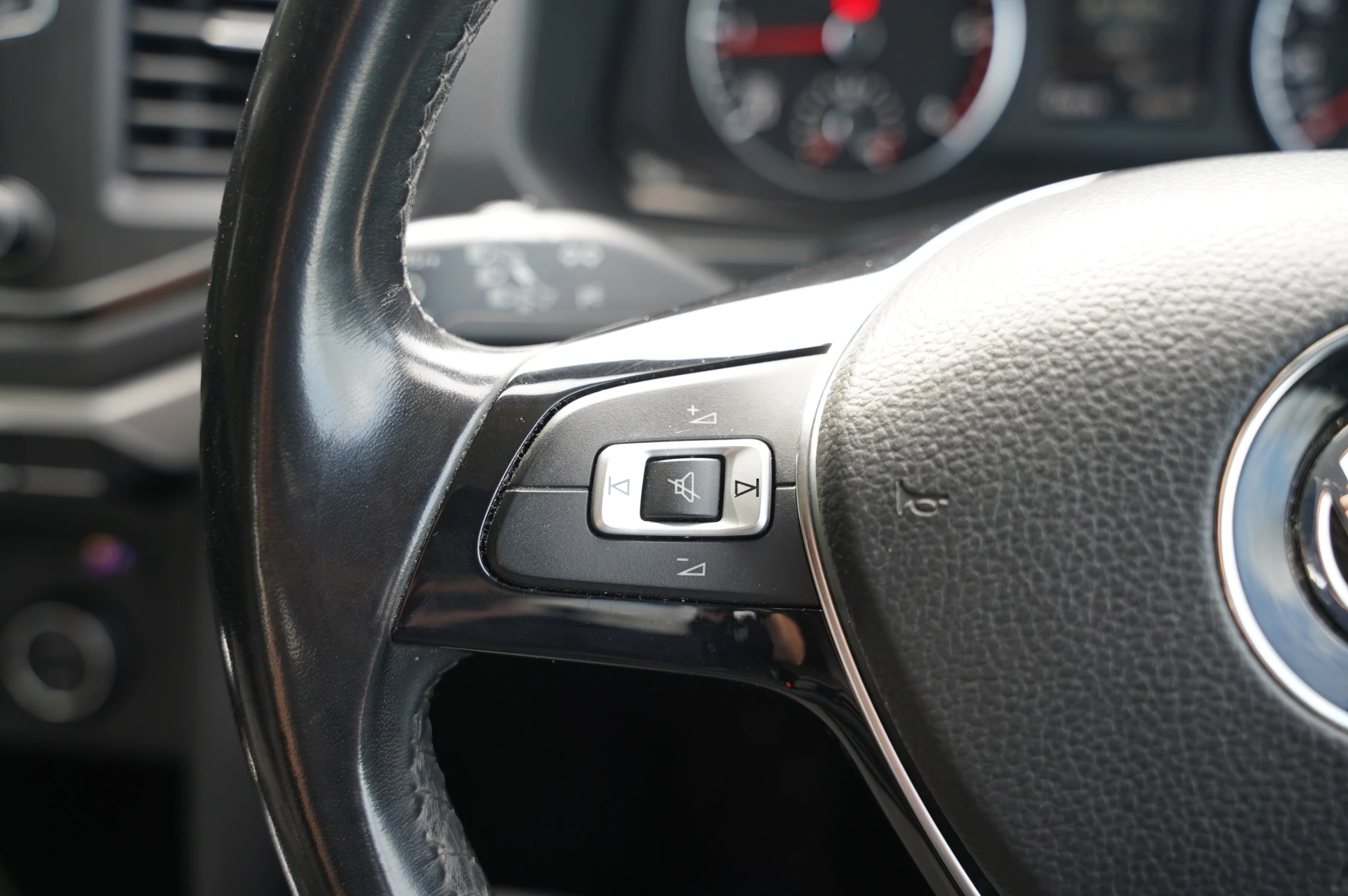 Volkswagen-Amarok-image-15