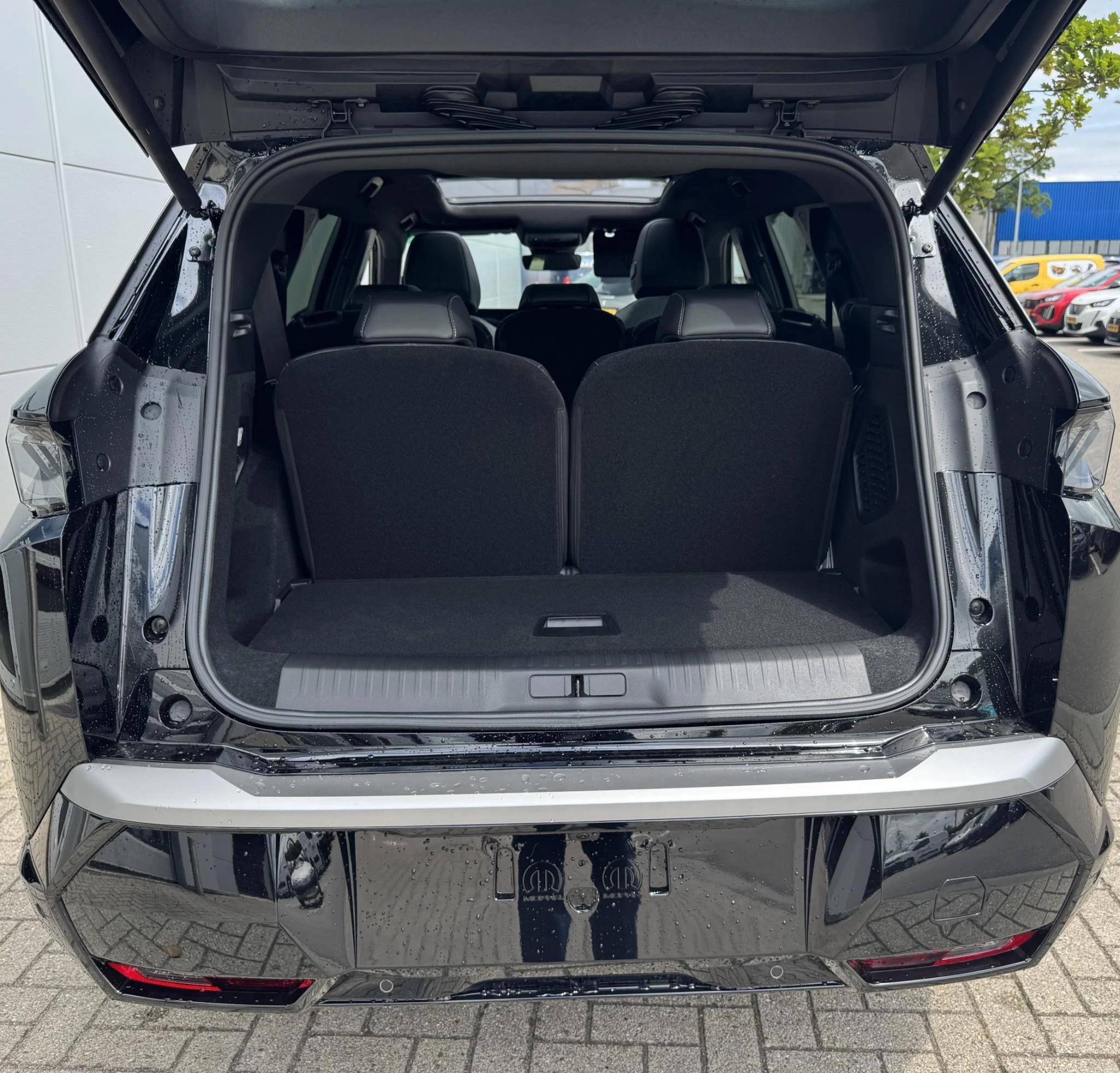 Peugeot e-5008 GT Avantage 73 kWh