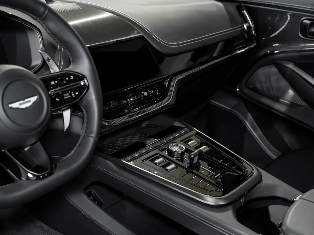 Aston Martin DBX 707 Aston Martin Hamburg