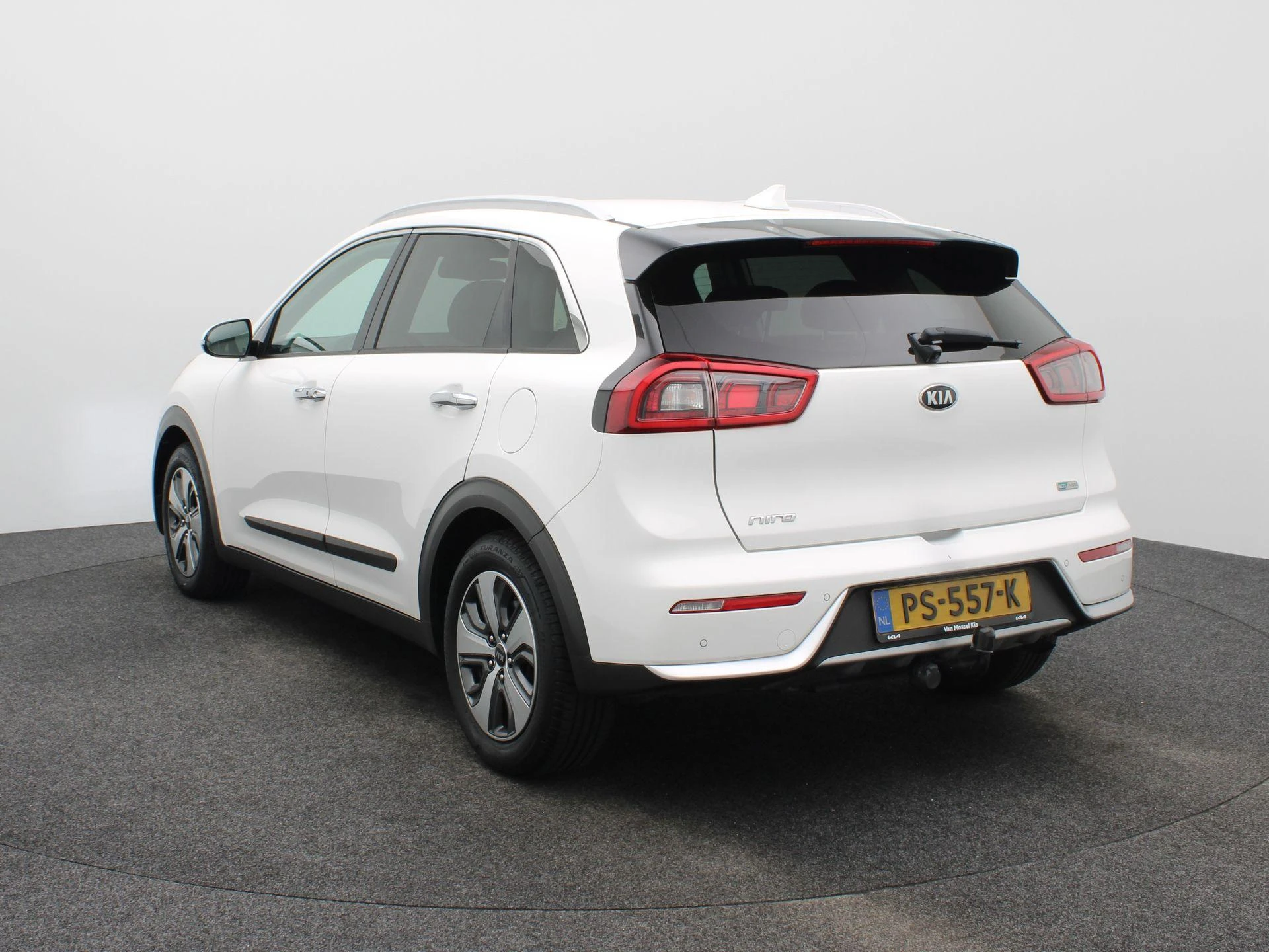 Kia-Niro-image-1