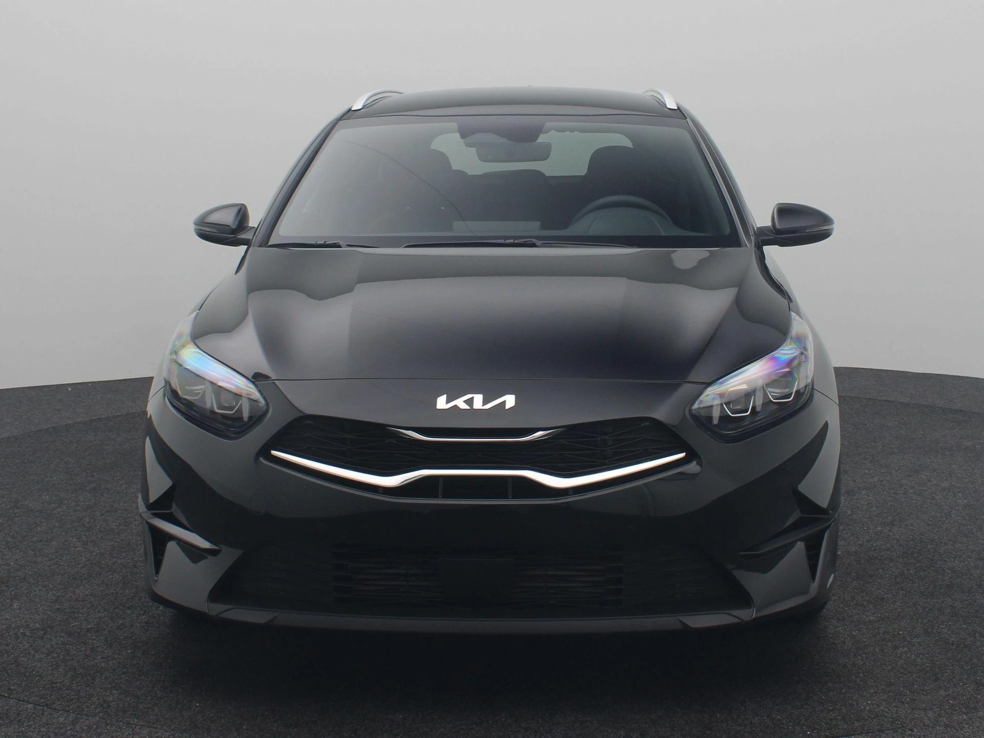 Kia-Ceed Sportswagon-image-2