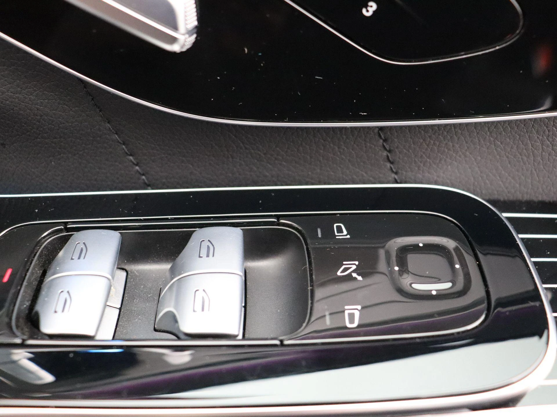 Mercedes-Benz-Classe S-image-30