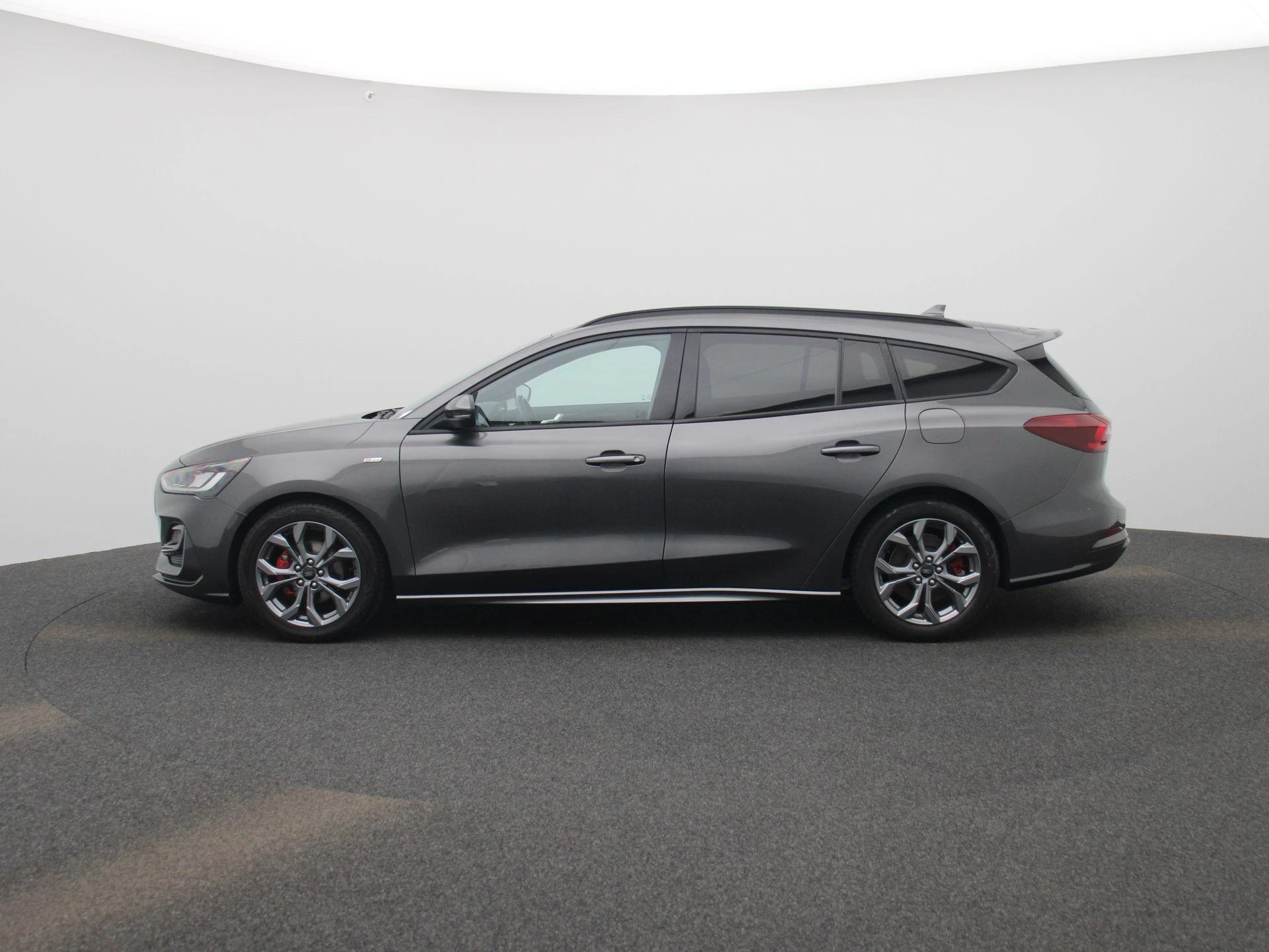 Ford Focus Wagon 1.0 EcoBoost Hybrid ST Line X