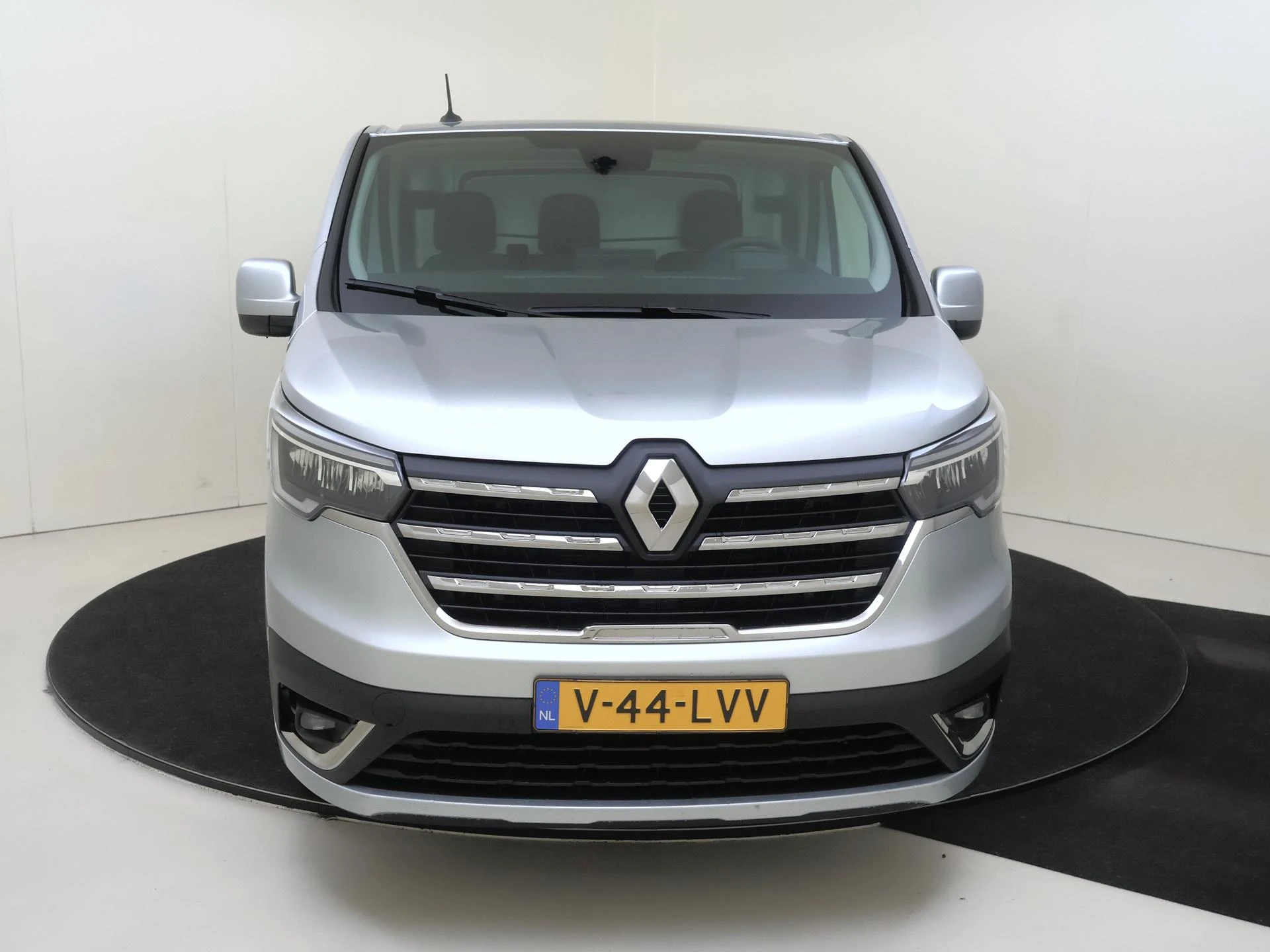 Renault-Trafic-image-5