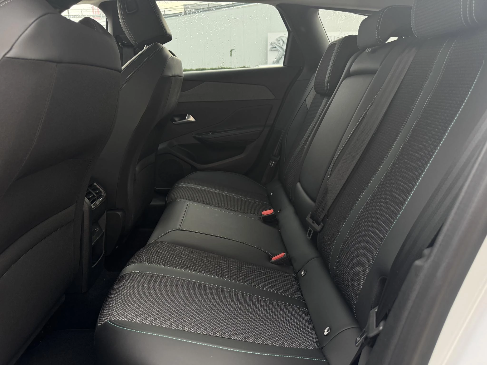 Peugeot-308-image-25