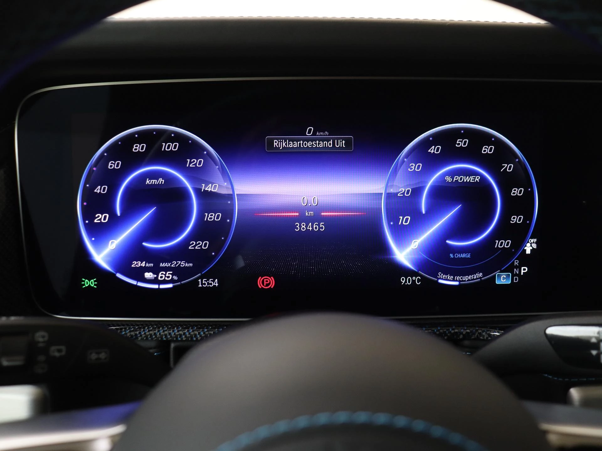 Mercedes-Benz-G-Klasse-image-15