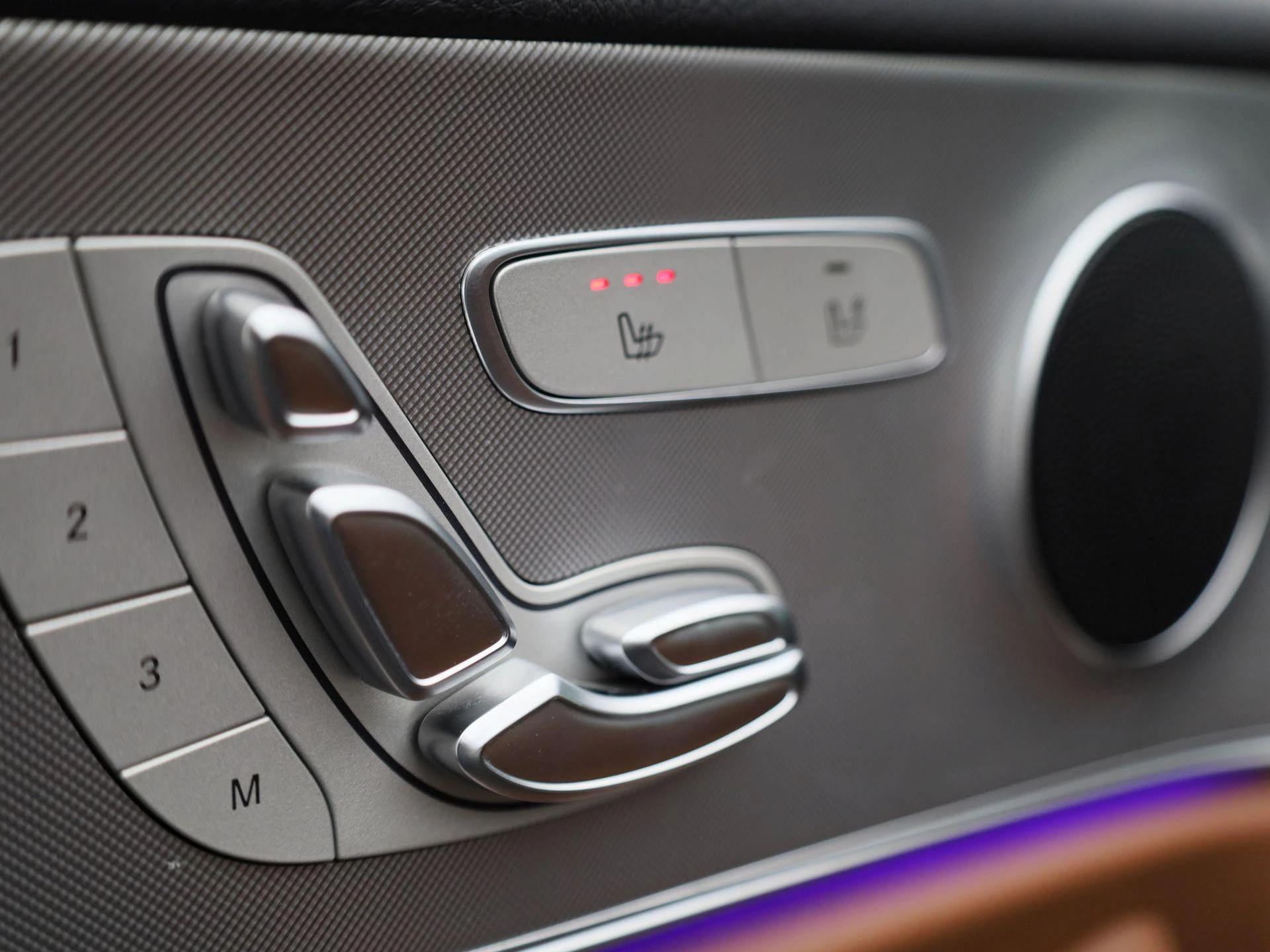 Mercedes-Benz-E-Klasse-image-41