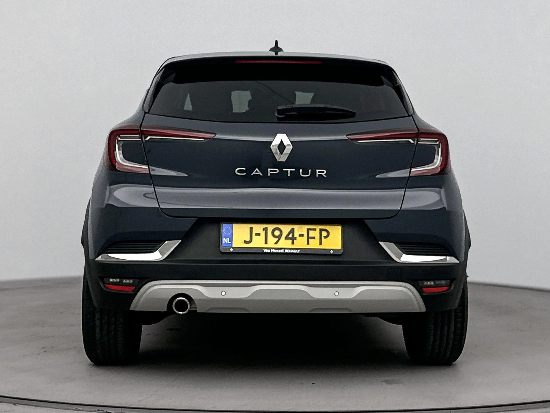 Renault-Captur-image-2