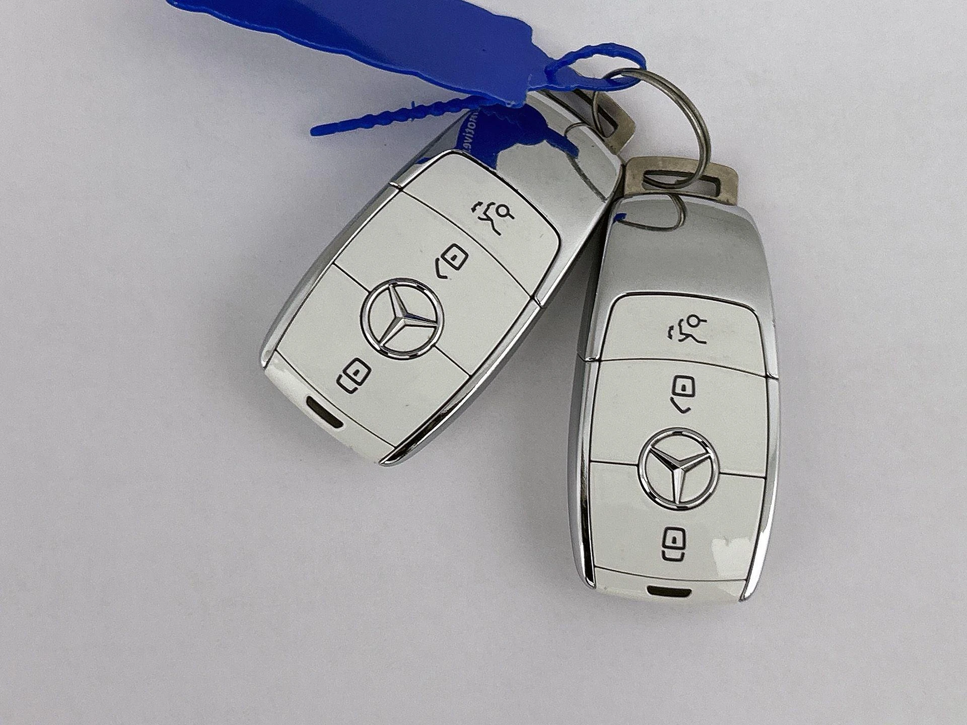 Mercedes-Benz-GLE-image-42