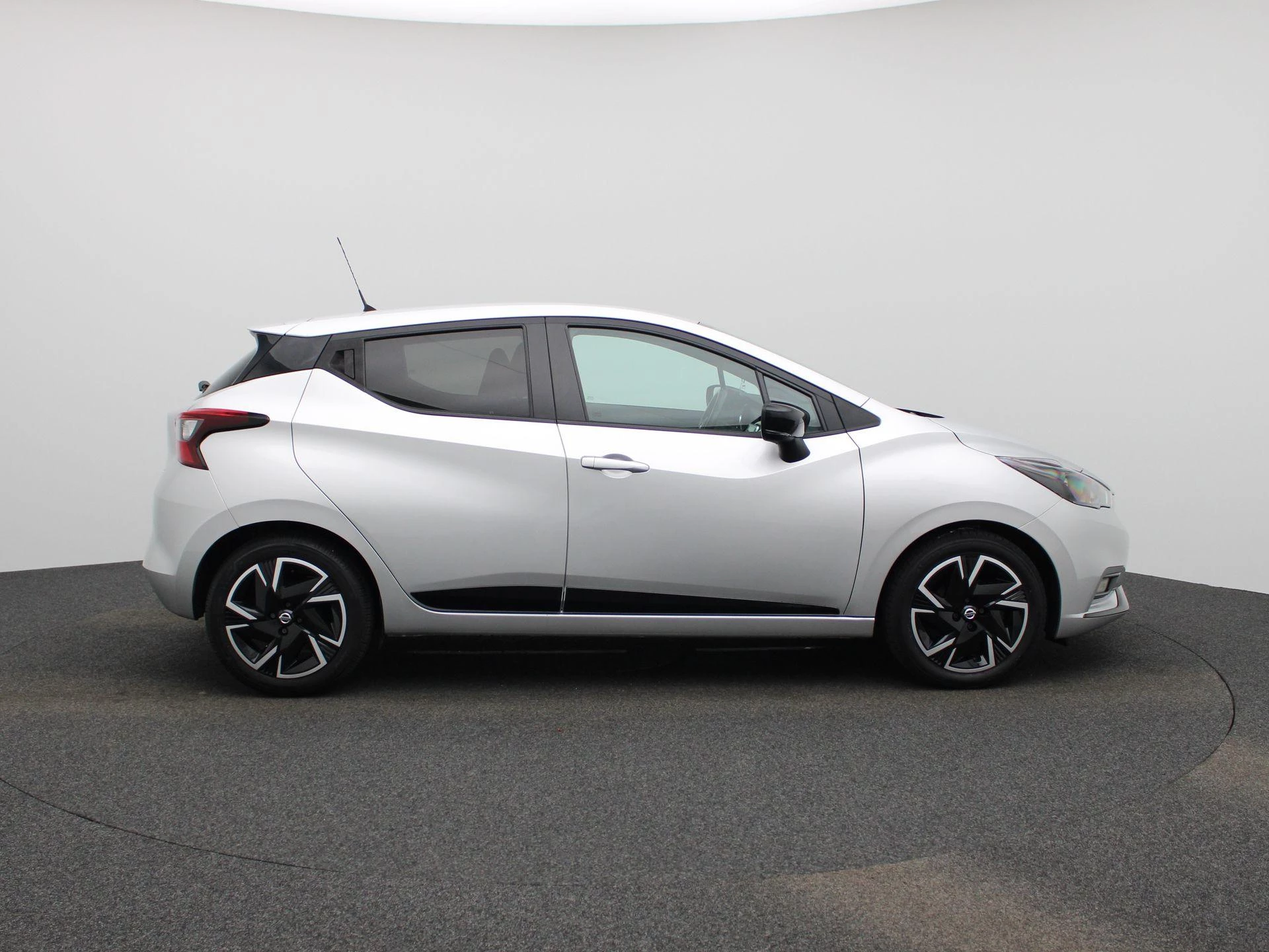 Nissan-Micra-image-5