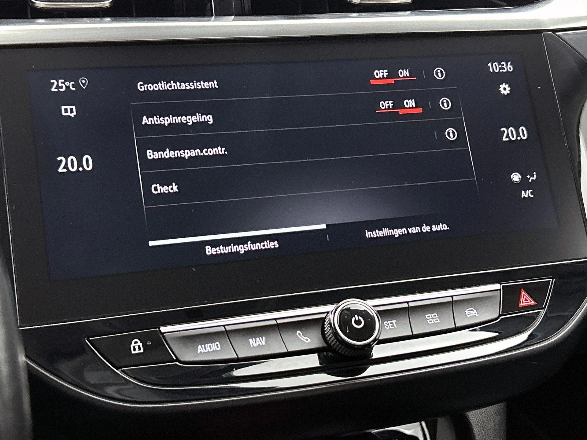 Opel-Corsa-image-9