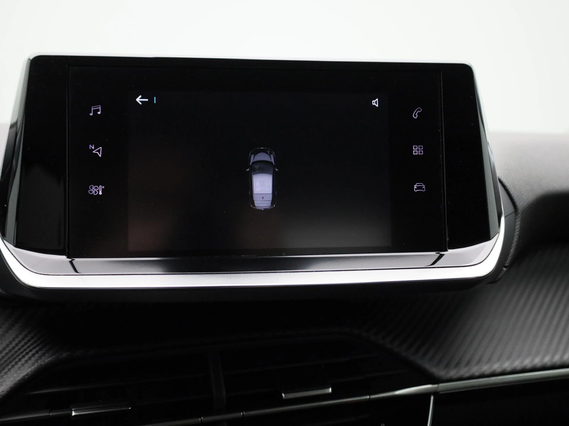 Peugeot-e-208-image-31