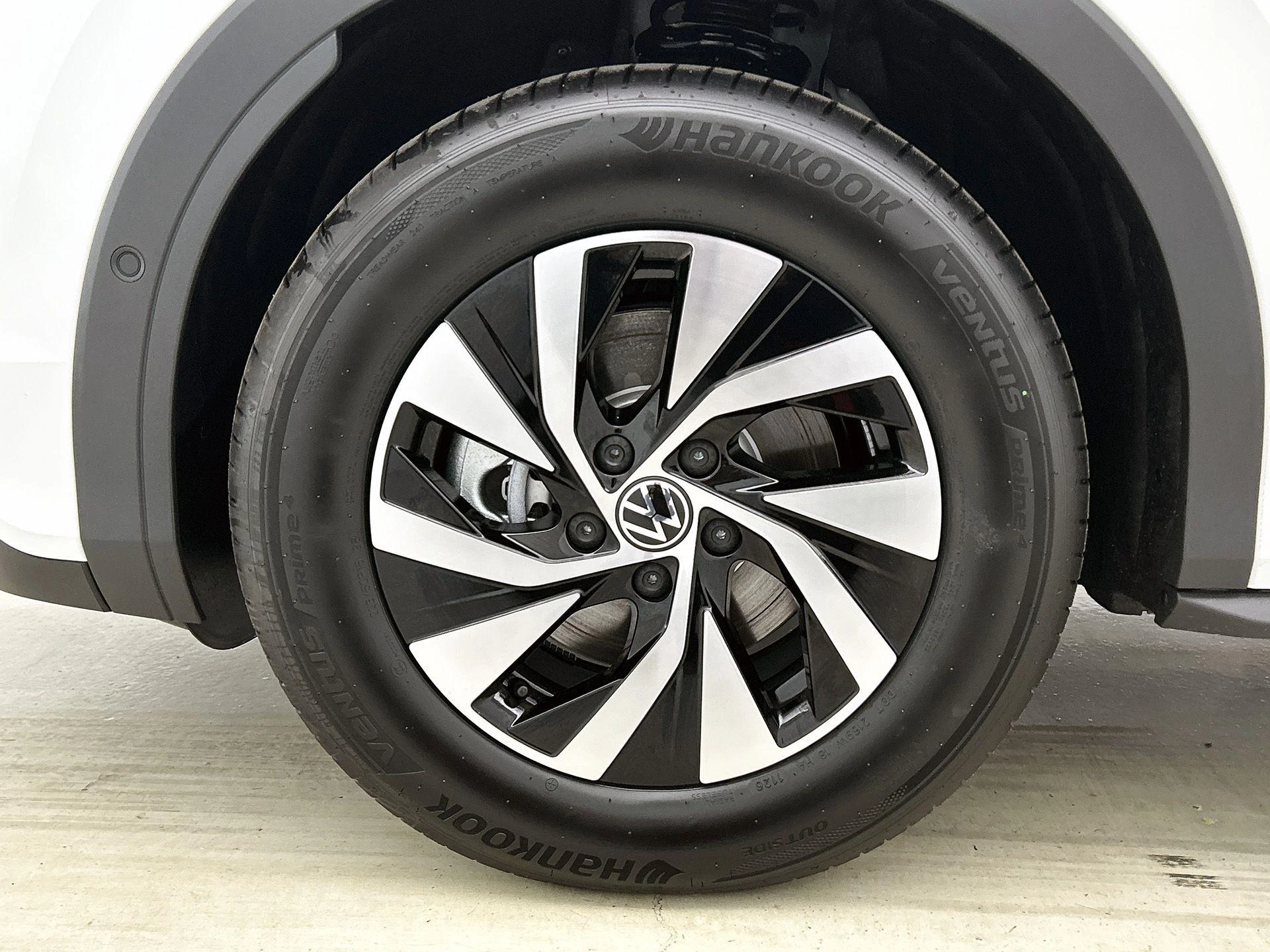 Volkswagen-T-Roc-image-36