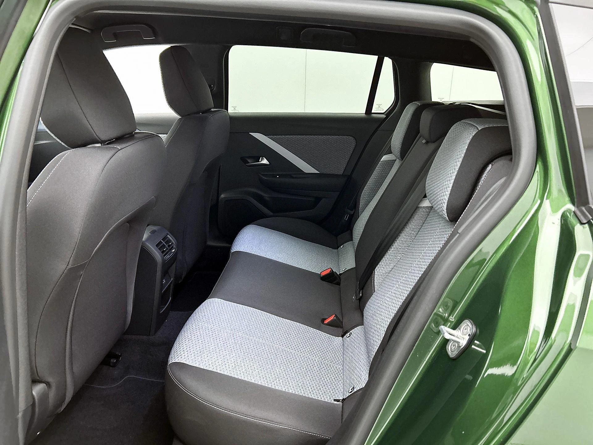 Opel-Astra-image-23