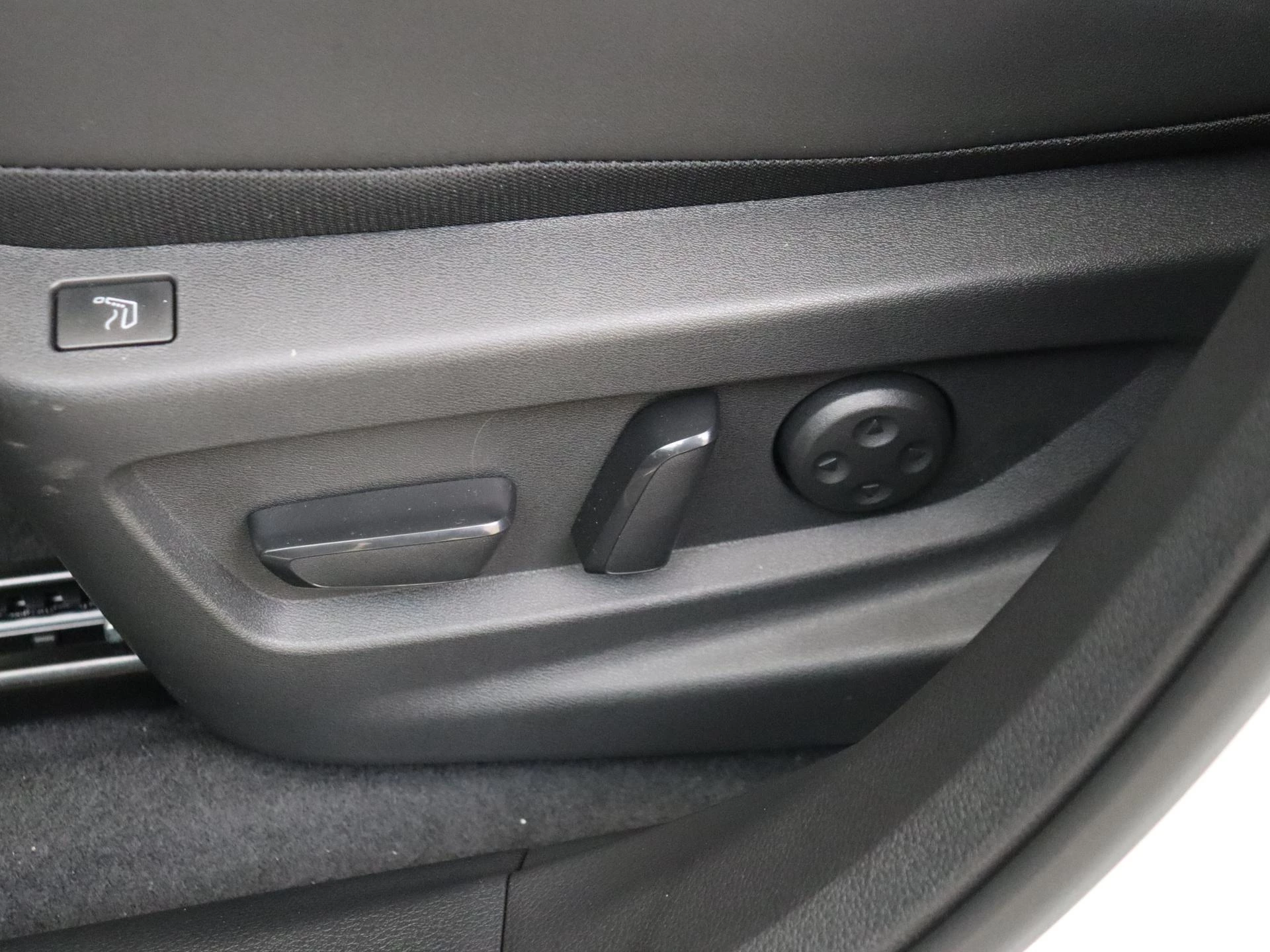 Nissan-Leaf-image-26
