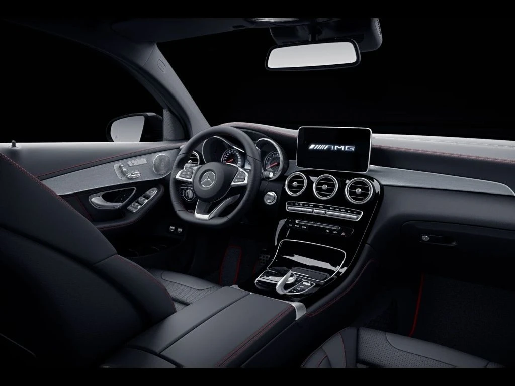 Mercedes-AMG-GLC 43 AMG-image-11