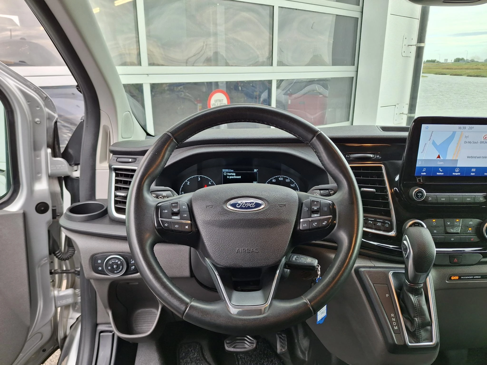 Ford-Transit Custom-image-11