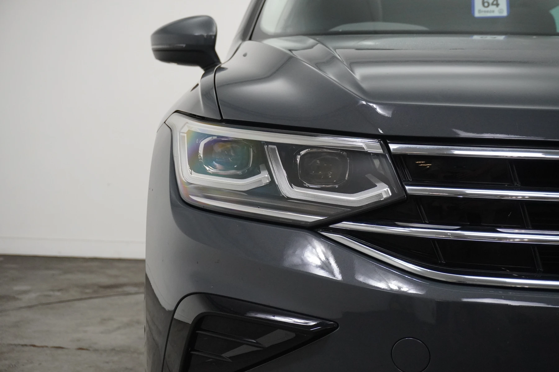 Volkswagen-Tiguan-image-46