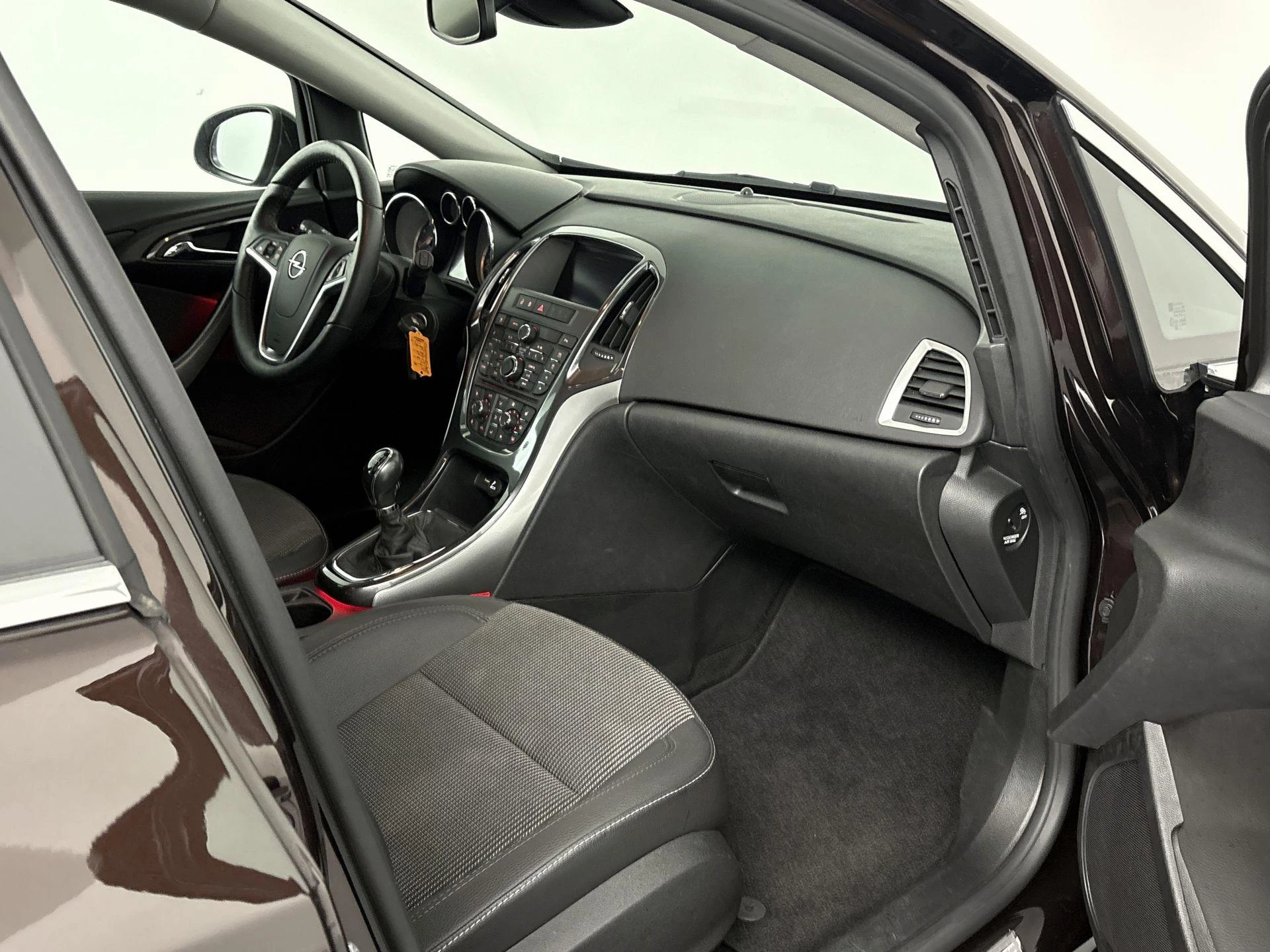 Opel-Astra-image-9