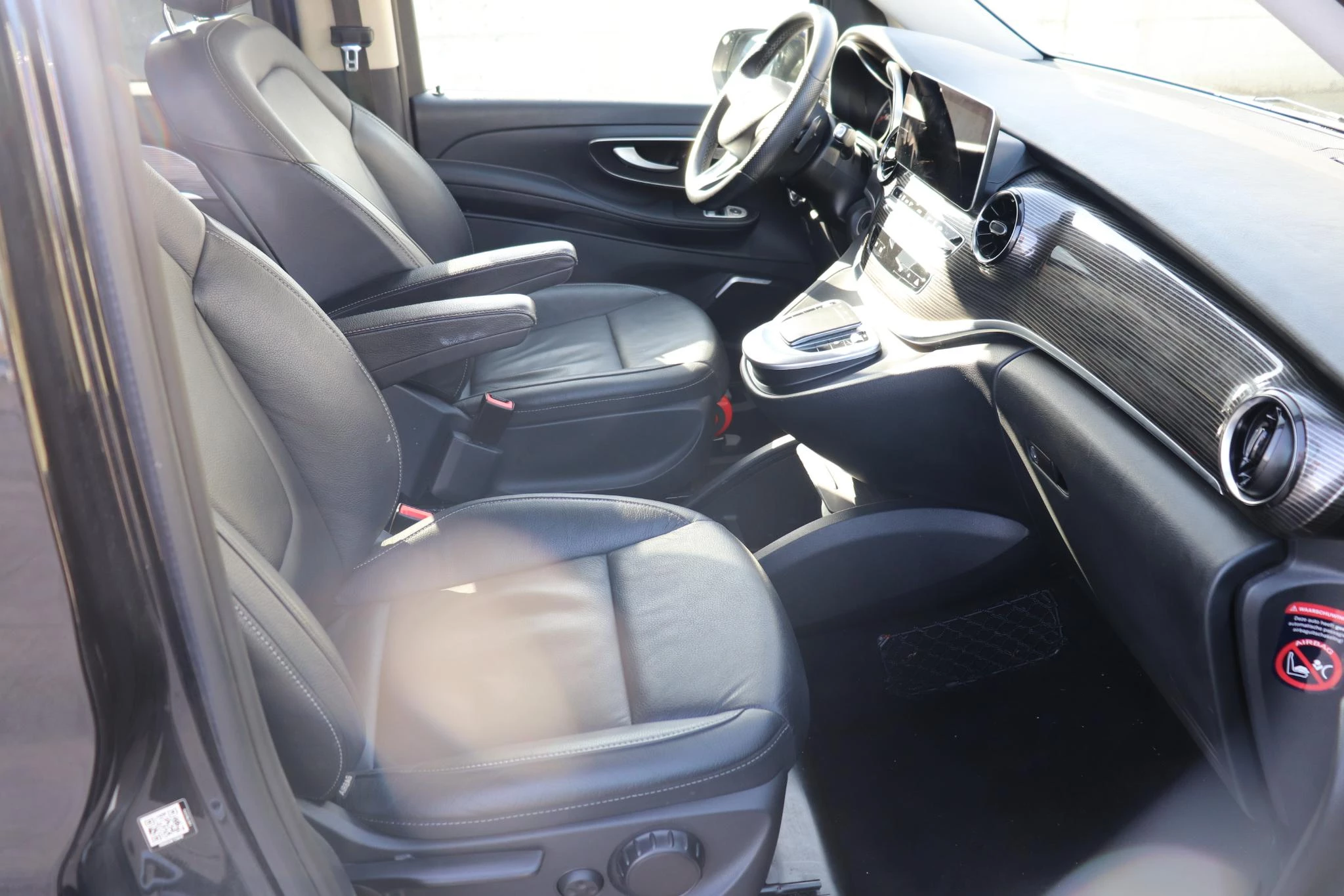 Mercedes-Benz EQV ARRAY 300