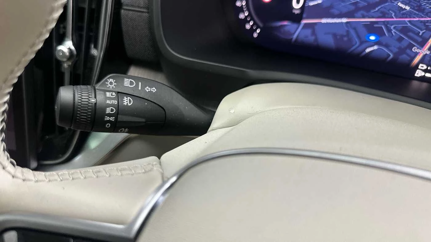 Volvo-XC90-image-47