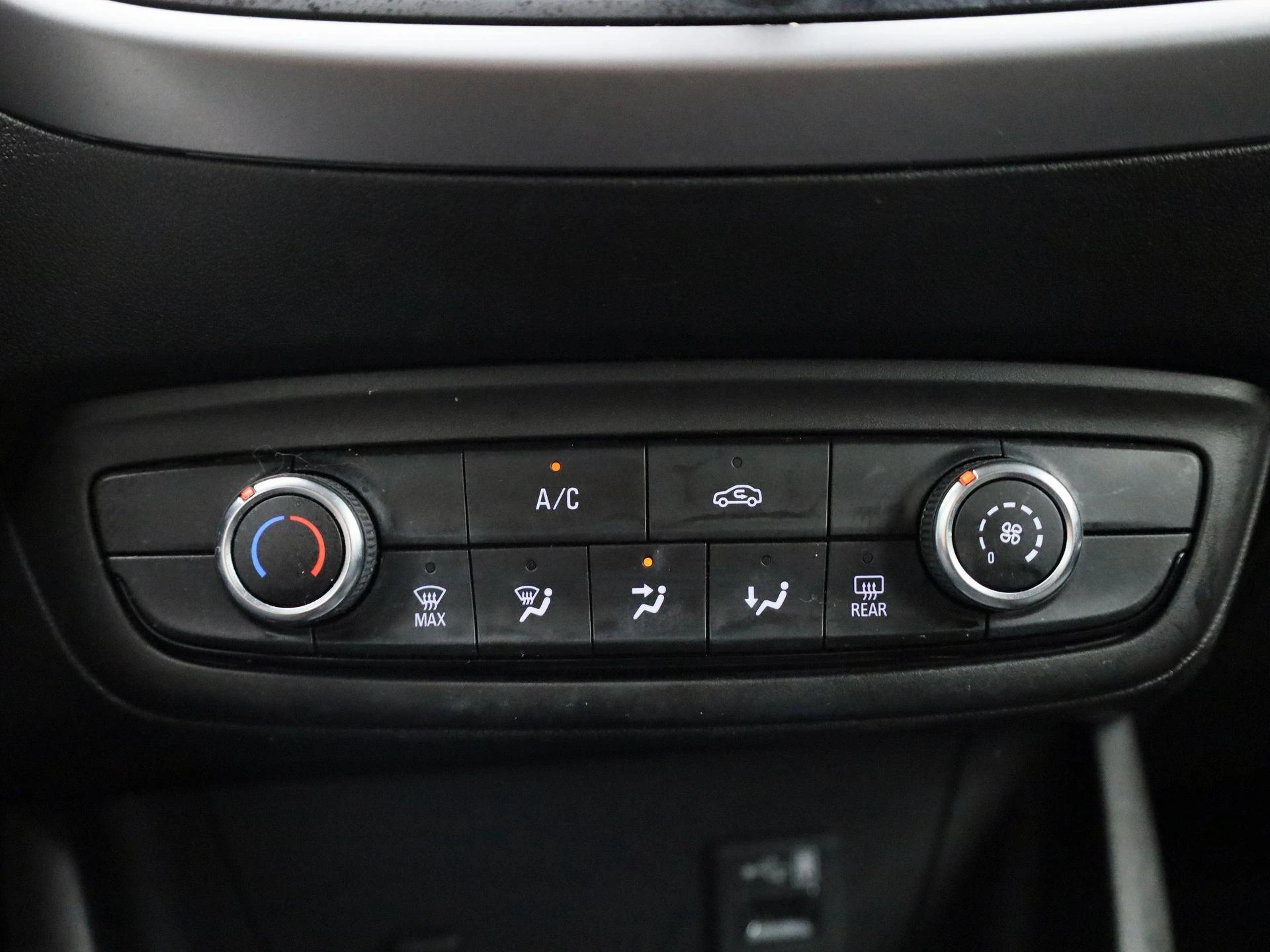 Opel-Crossland-image-19