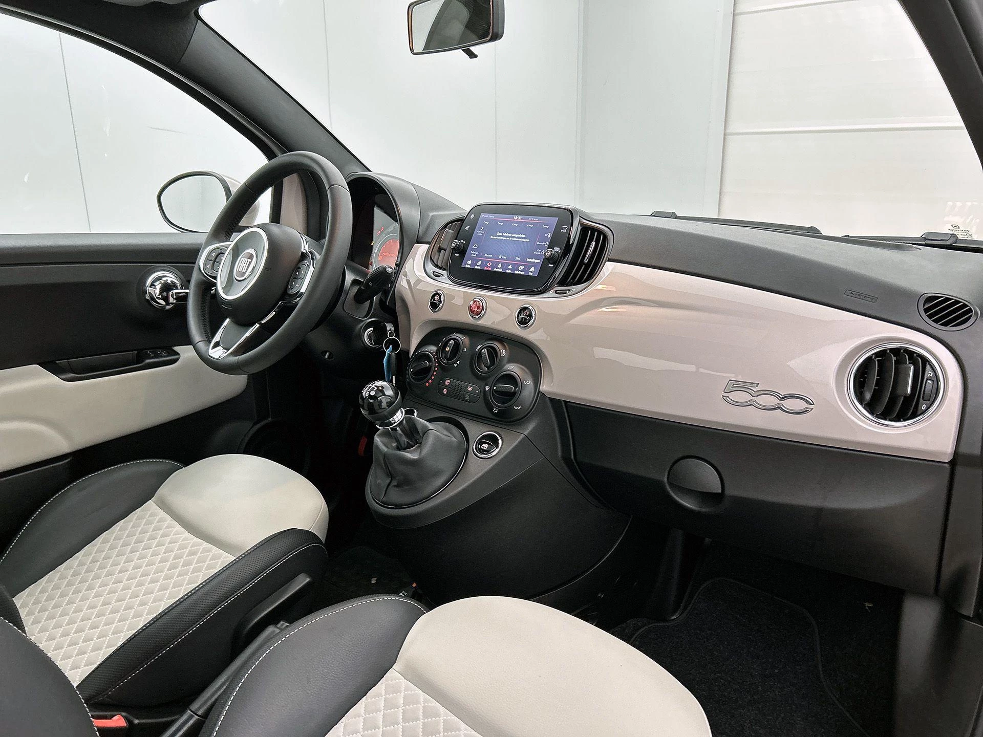 Fiat 500 1.0 Hybrid Dolcevita