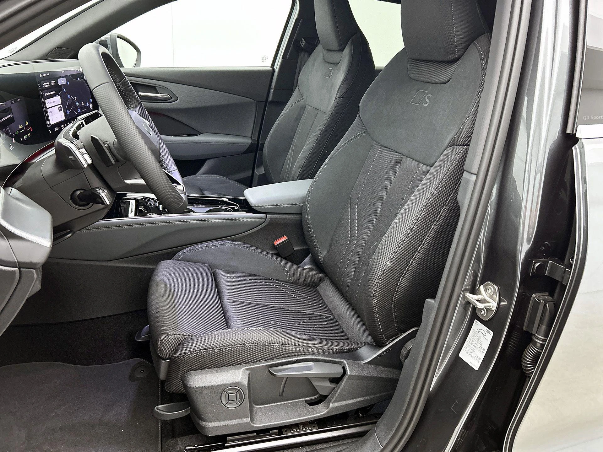 Audi-Q3-image-47