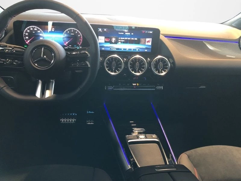 Mercedes-Benz GLA 200 AMG NIGHT PANO AHK KEYLESS WINTER-PAKET AMG LineC118 GLA 200 AMG NIGHT PANO AHK KEYLESS WINTER-PAKET AMG Line