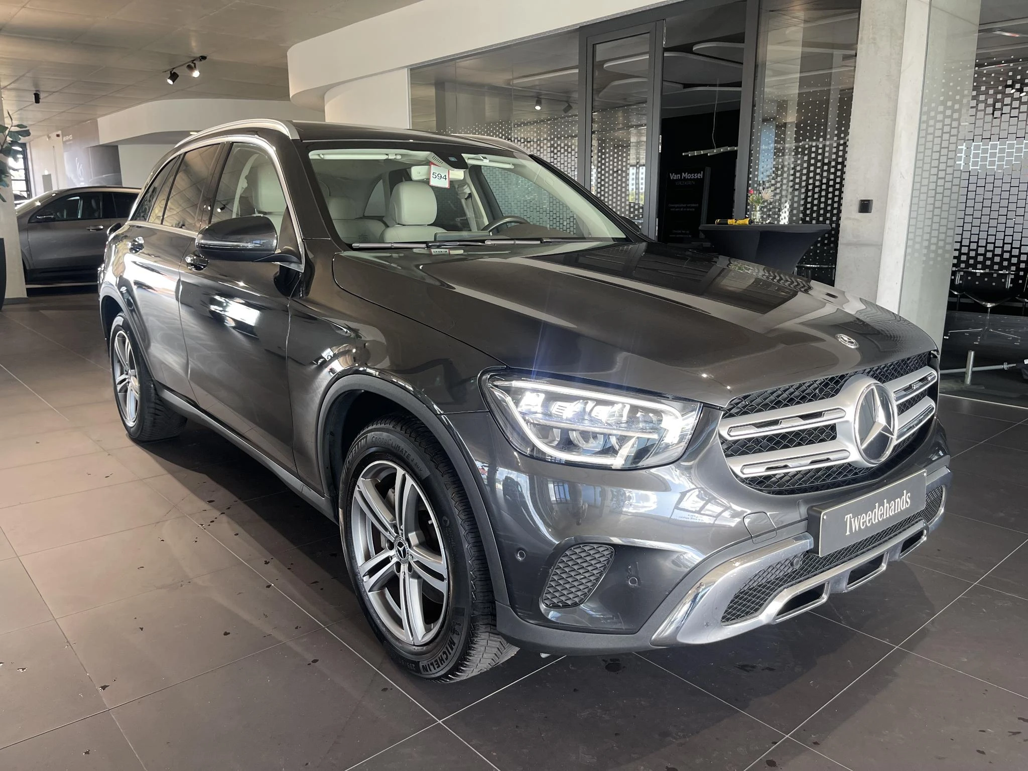 Mercedes-Benz-GLC-image-4