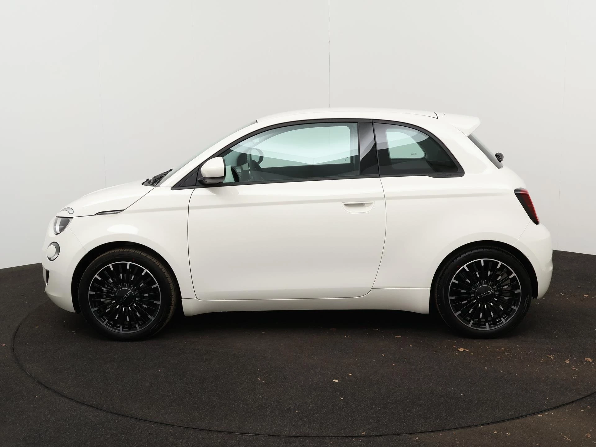 Fiat-500e-image-5