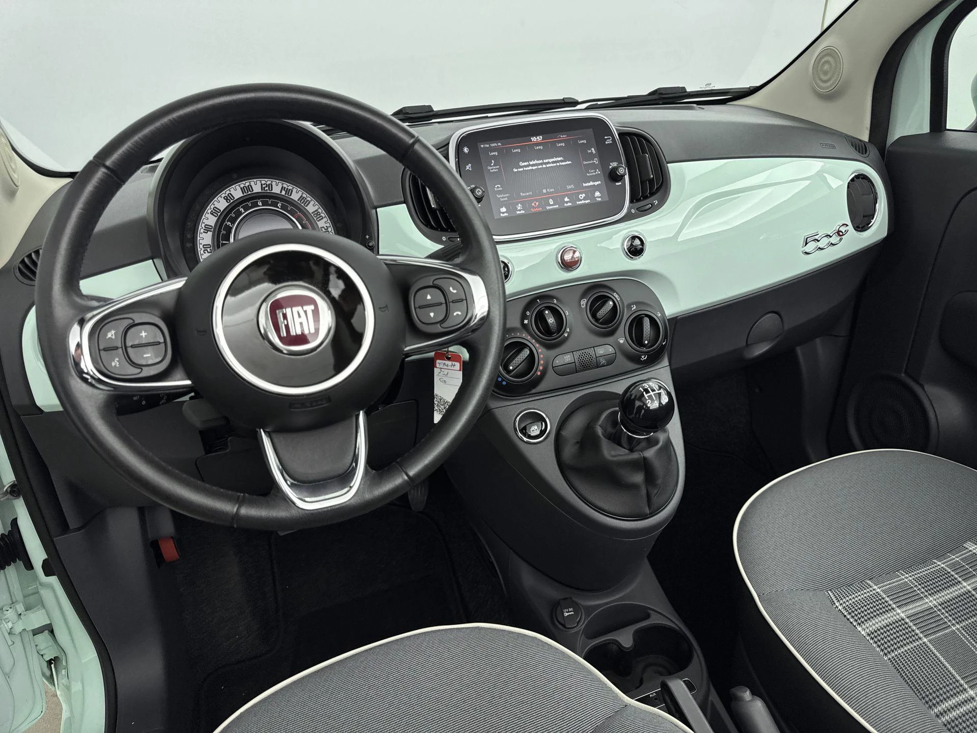 Fiat-500C-image-15