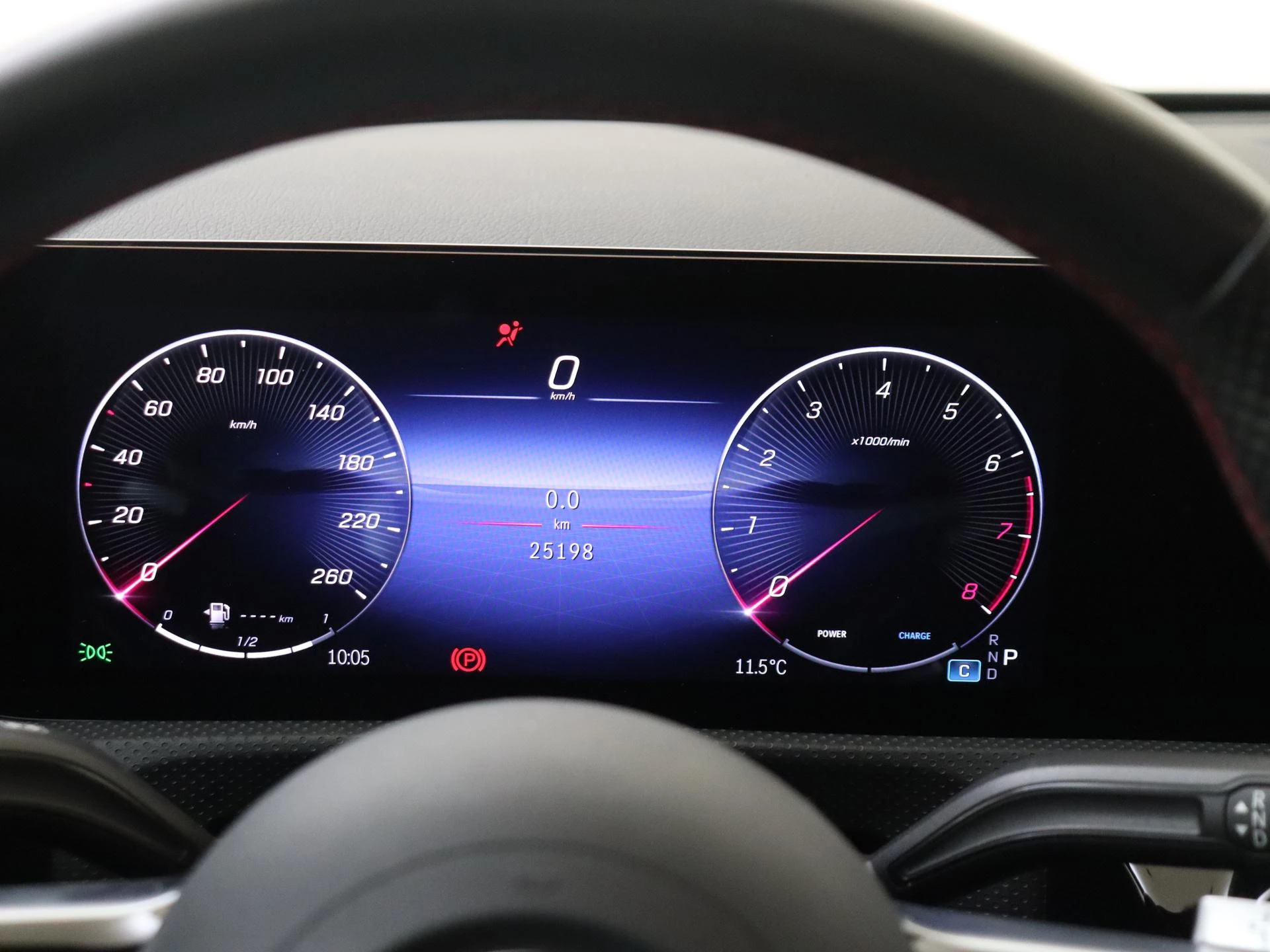 Mercedes-Benz-A-Klasse-image-11