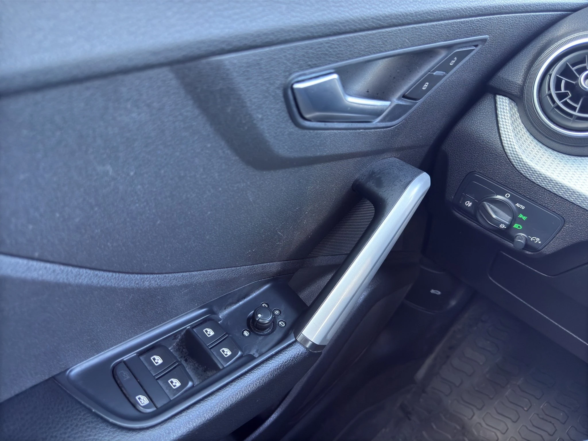 Audi-Q2-image-15