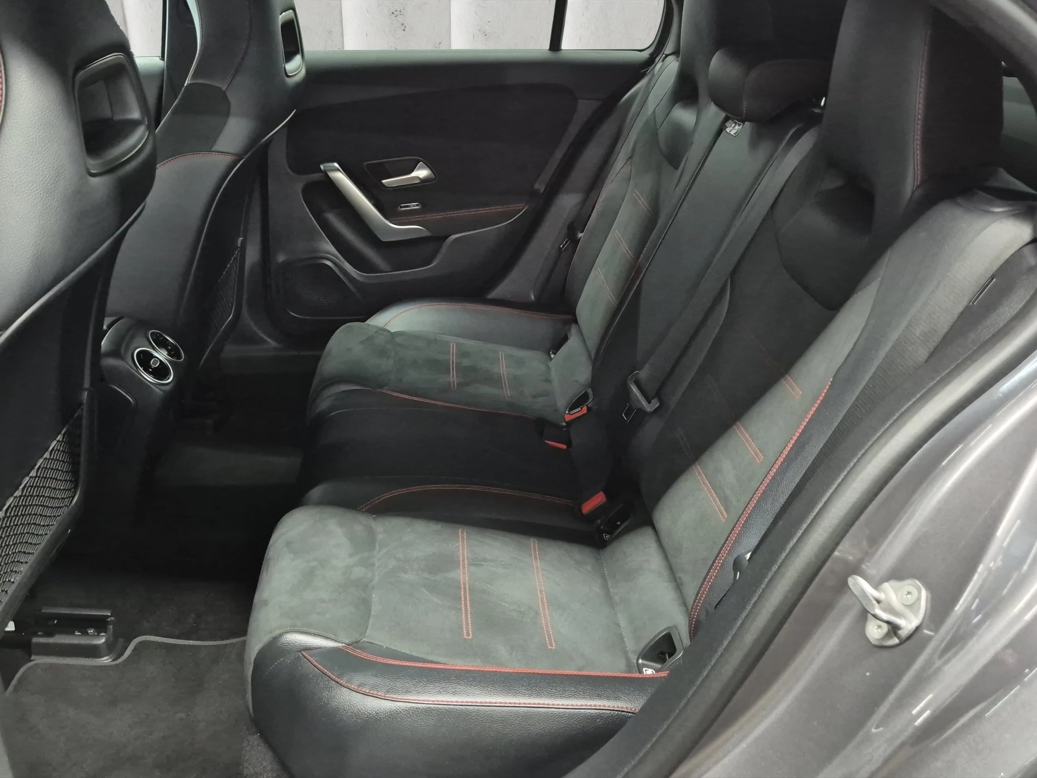 Mercedes-Benz A-Klasse 180 AMG Line