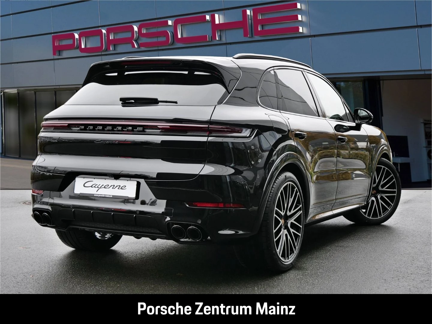 Porsche-Cayenne-image-2