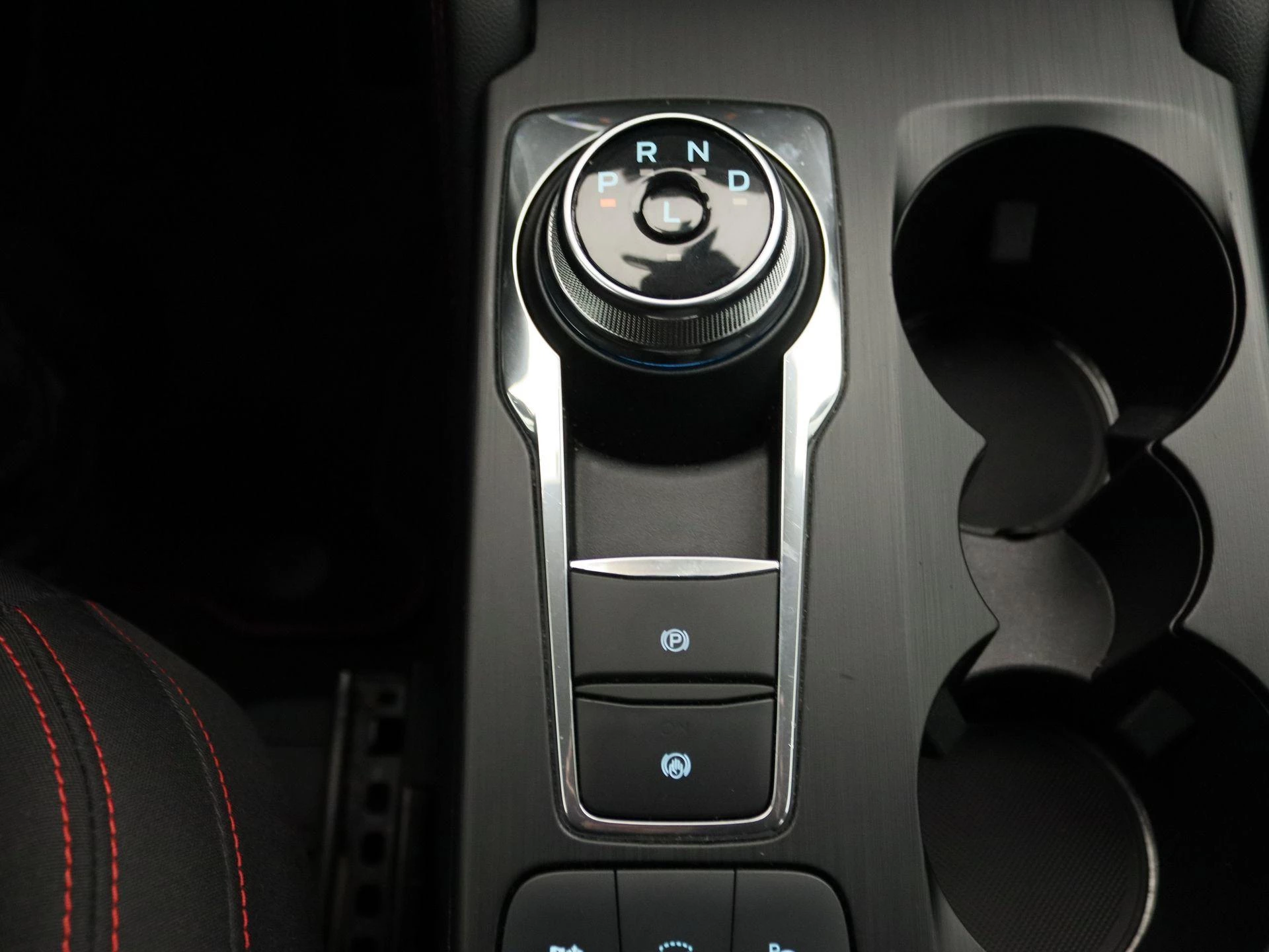 Ford-Kuga-image-10
