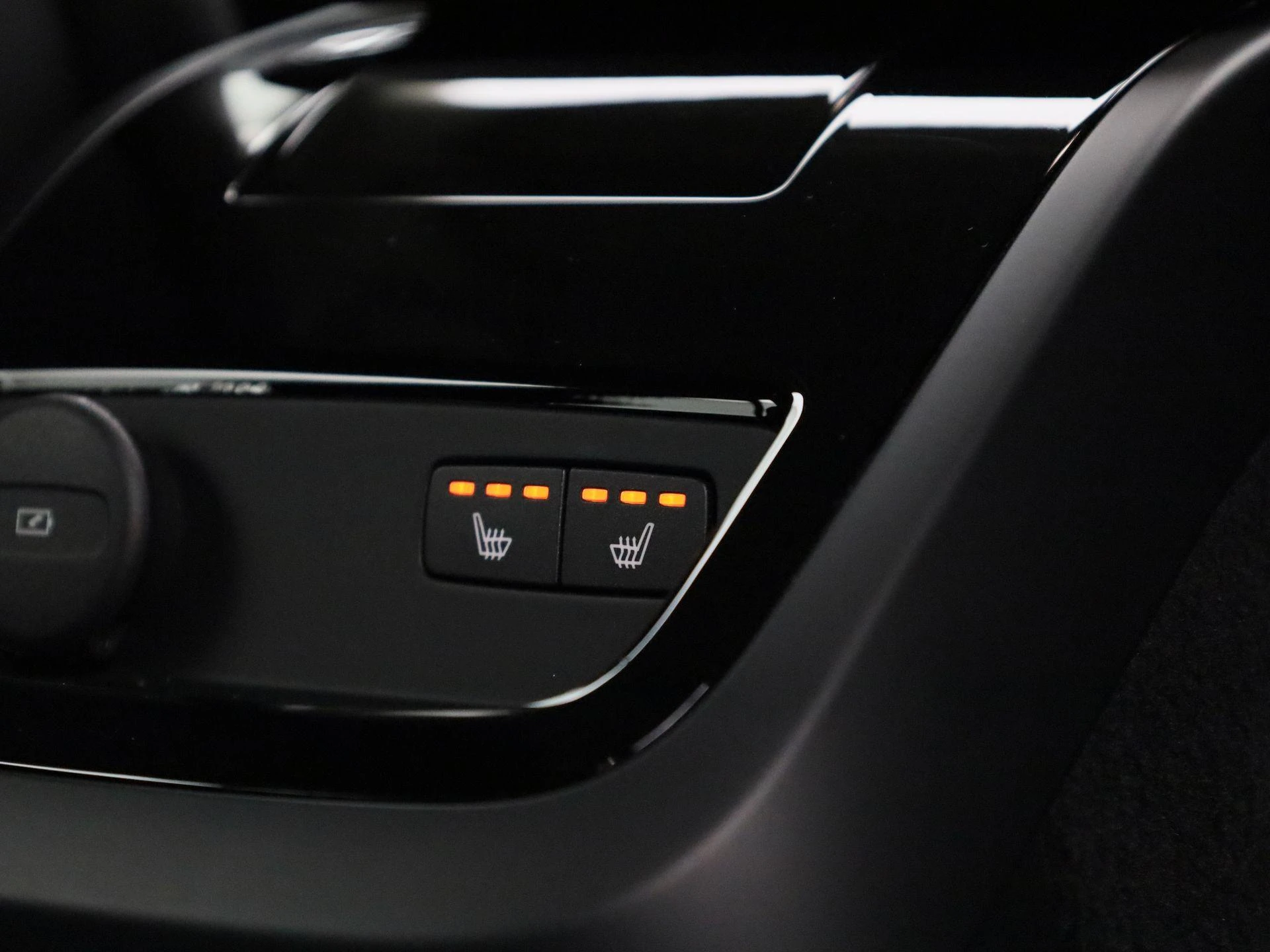 Volvo-V90-image-38