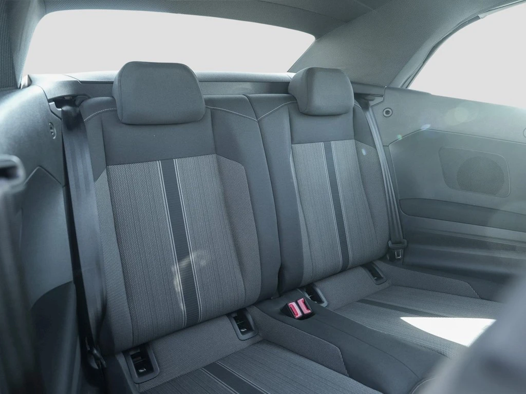 Volkswagen-T-Roc-image-10