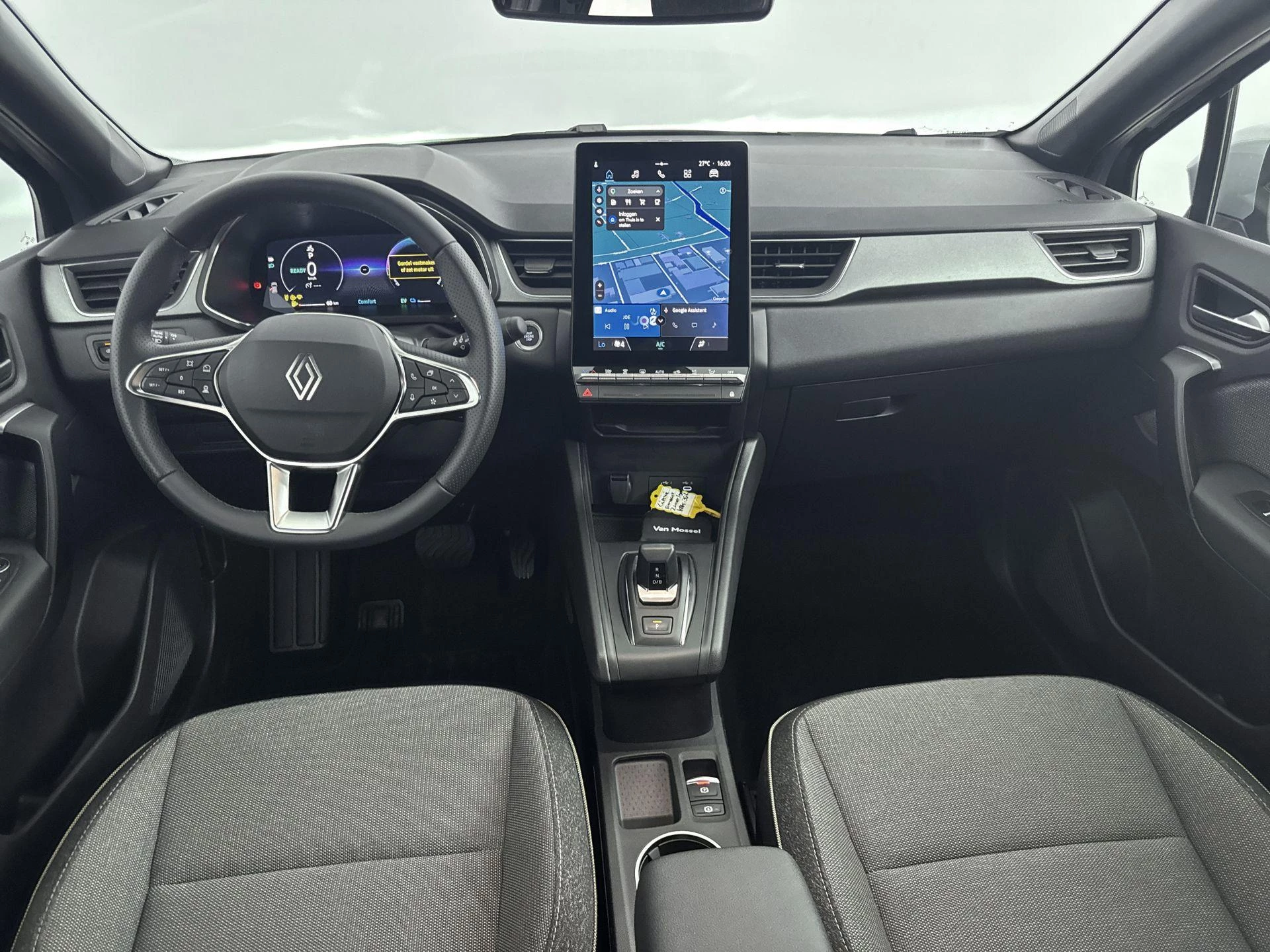 Renault-Captur-image-16